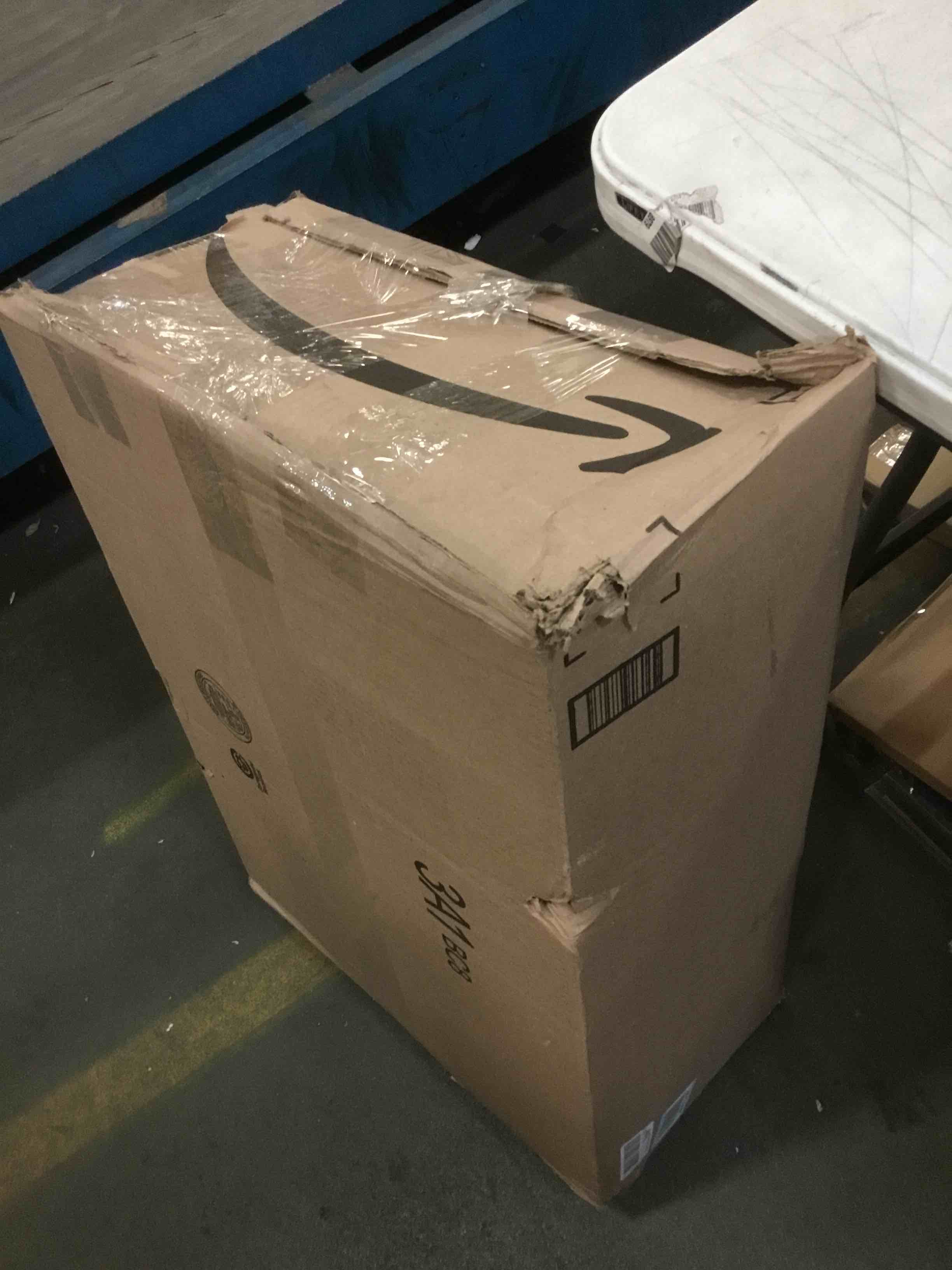 https://s3.amazonaws.com/lotting-images-prod/bidfta/BLU4949495_1704831781609.jpeg