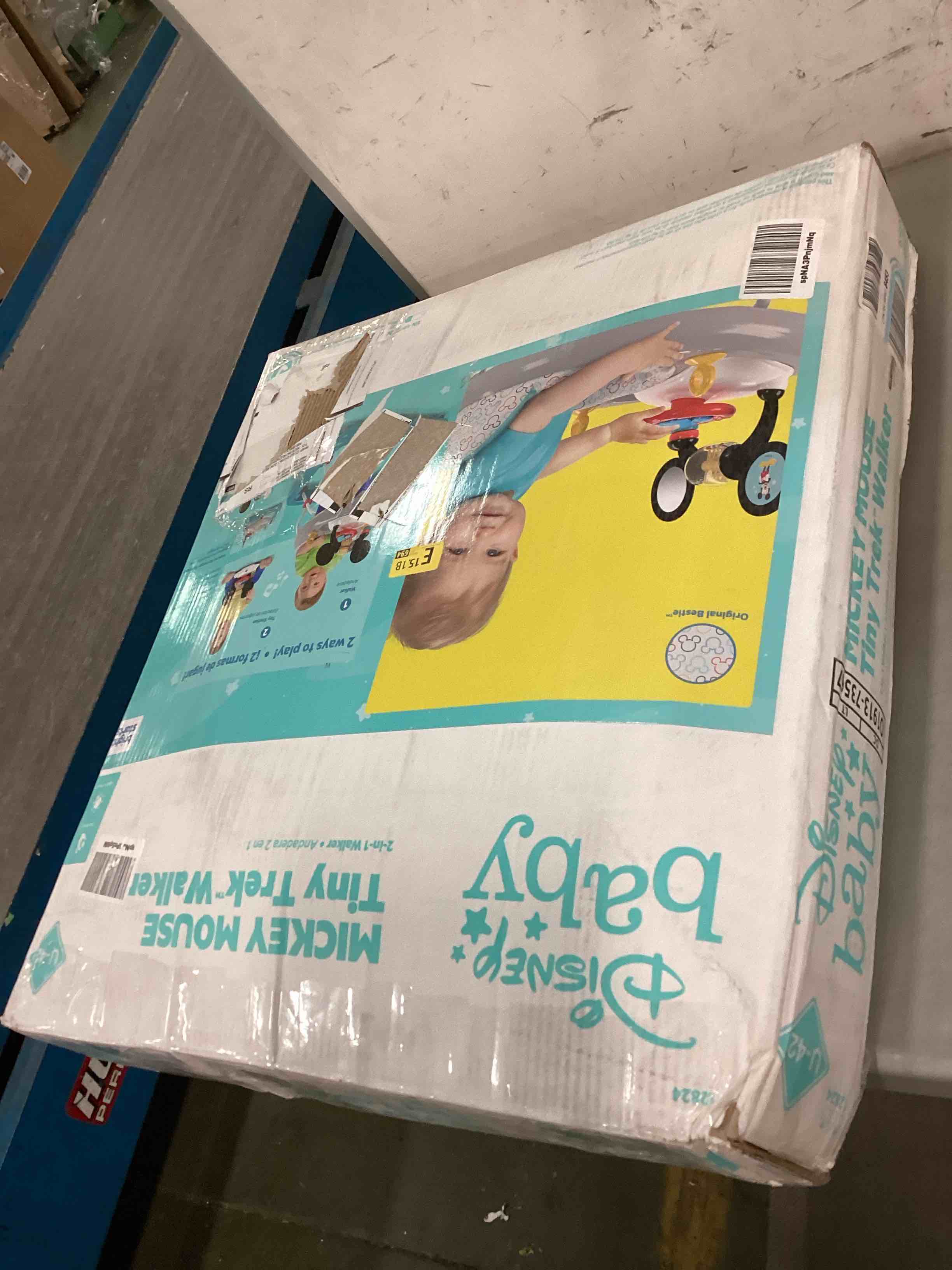https://s3.amazonaws.com/lotting-images-prod/bidfta/BLU4949768_1704978175082.jpeg