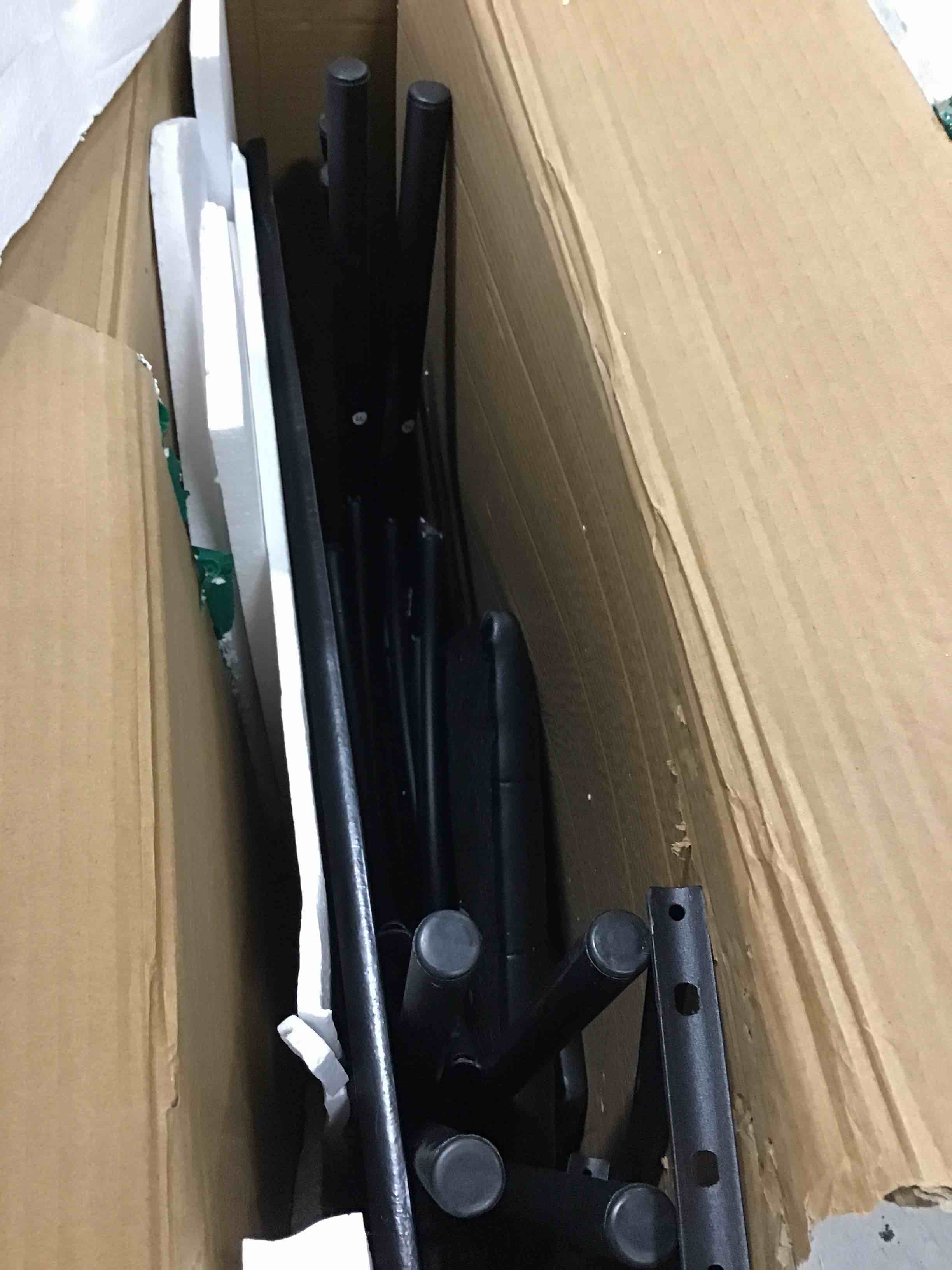 https://s3.amazonaws.com/lotting-images-prod/bidfta/BLU4949916_1705086805643.jpeg