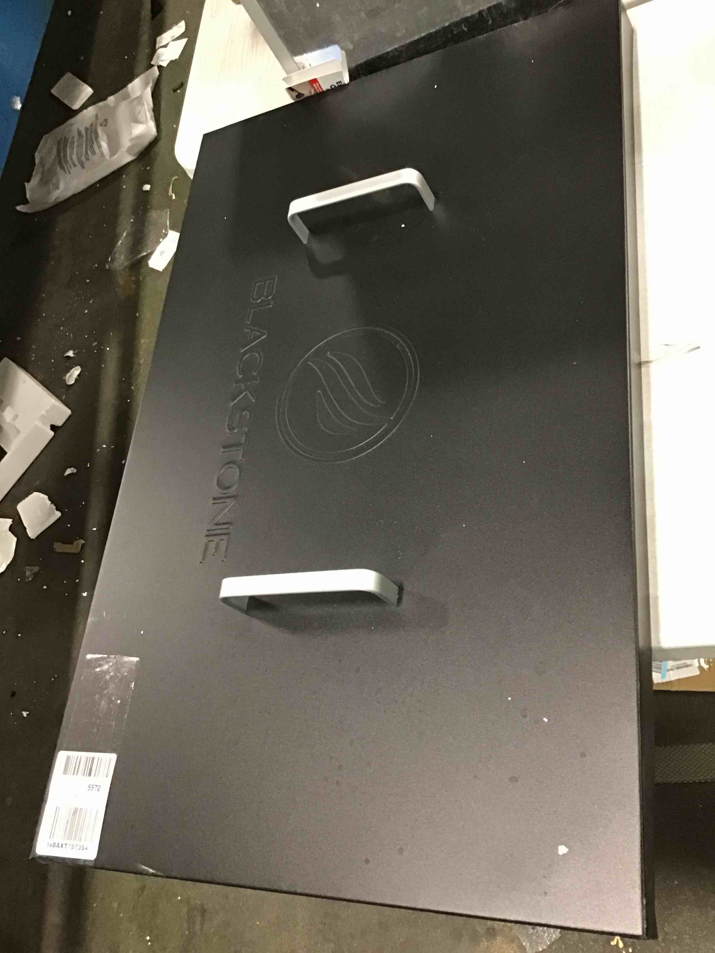 https://s3.amazonaws.com/lotting-images-prod/bidfta/BLU4949927_1705087663308.jpeg