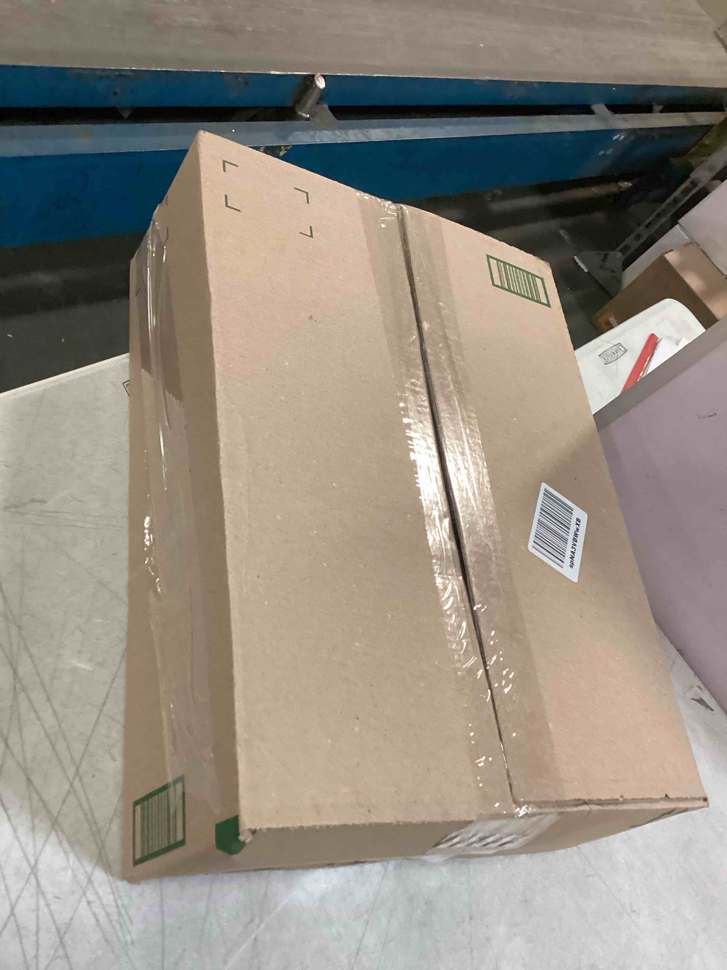https://s3.amazonaws.com/lotting-images-prod/bidfta/BLU4950247_1705328464179.jpeg