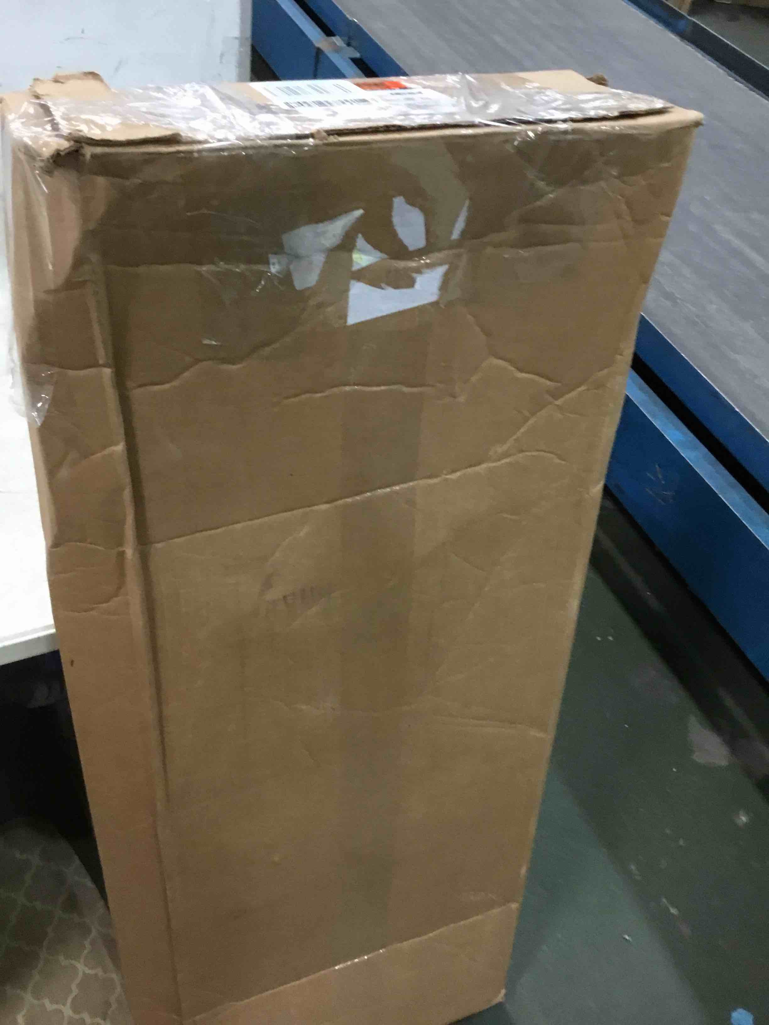 https://s3.amazonaws.com/lotting-images-prod/bidfta/BLU4950991_1704742781915.jpeg