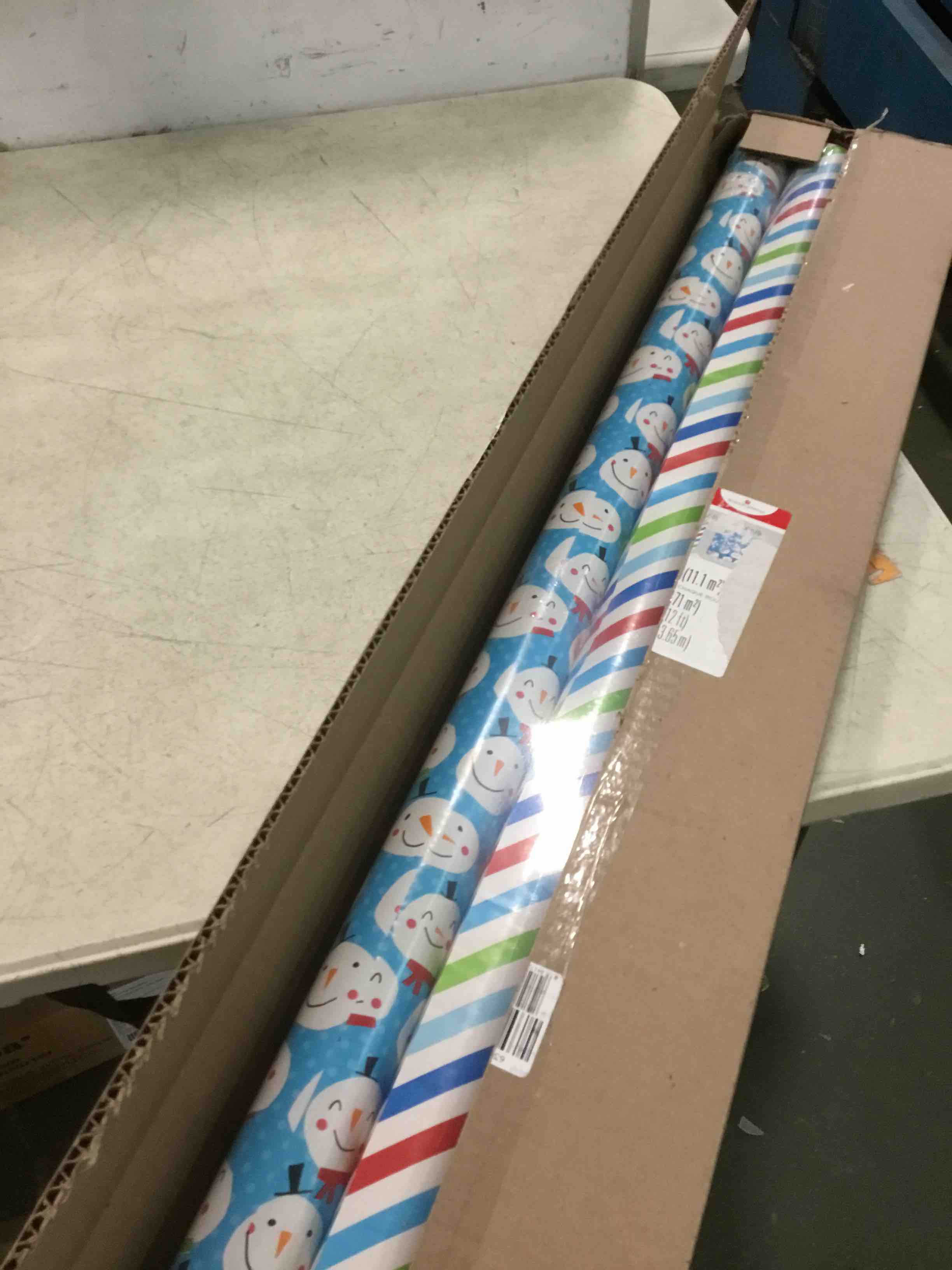 https://s3.amazonaws.com/lotting-images-prod/bidfta/BLU4951026_1704748343439.jpeg