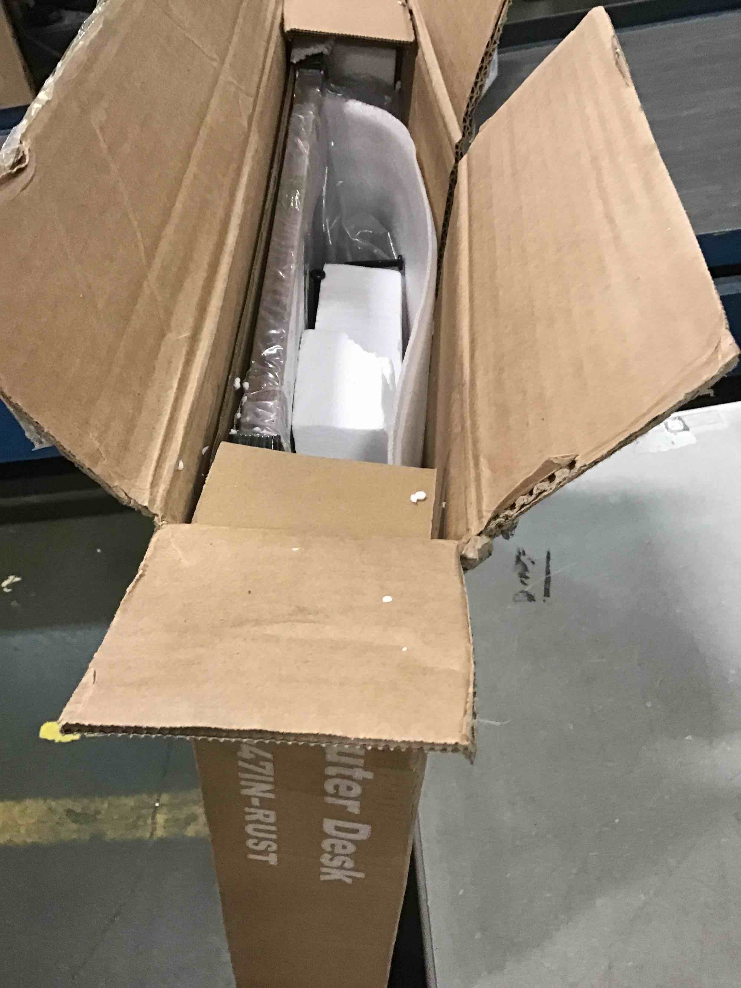 https://s3.amazonaws.com/lotting-images-prod/bidfta/BLU4951065_1704806146420.jpeg