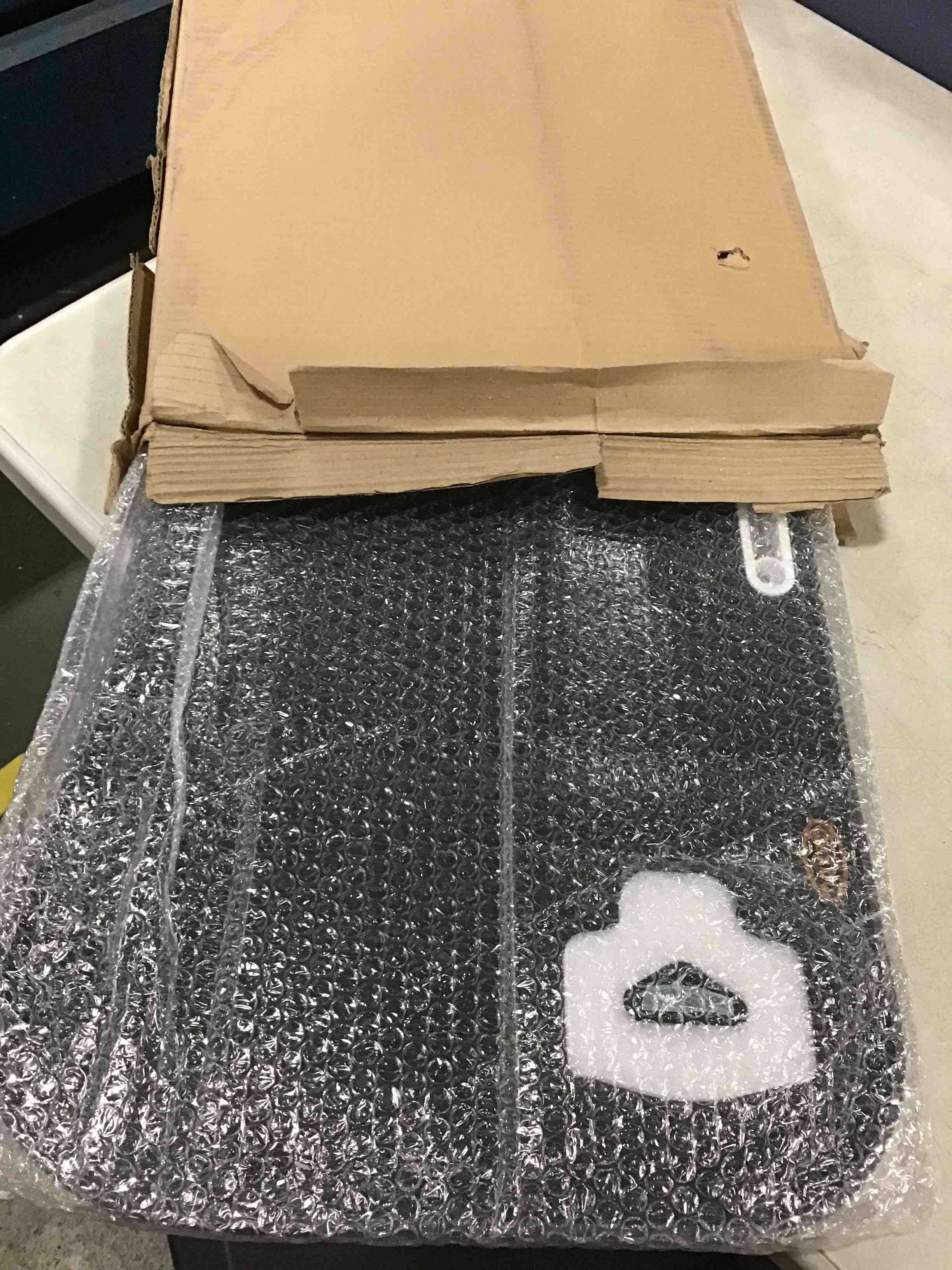 https://s3.amazonaws.com/lotting-images-prod/bidfta/BLU4951080_1704807859043.jpeg