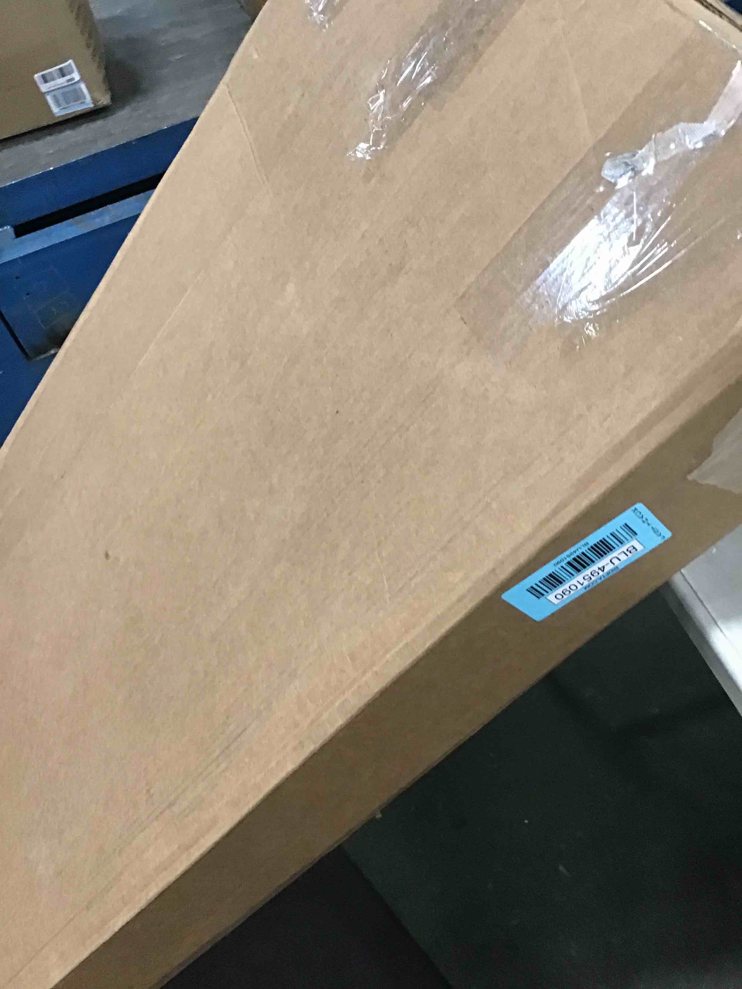 https://s3.amazonaws.com/lotting-images-prod/bidfta/BLU4951090_1704808887903.jpeg