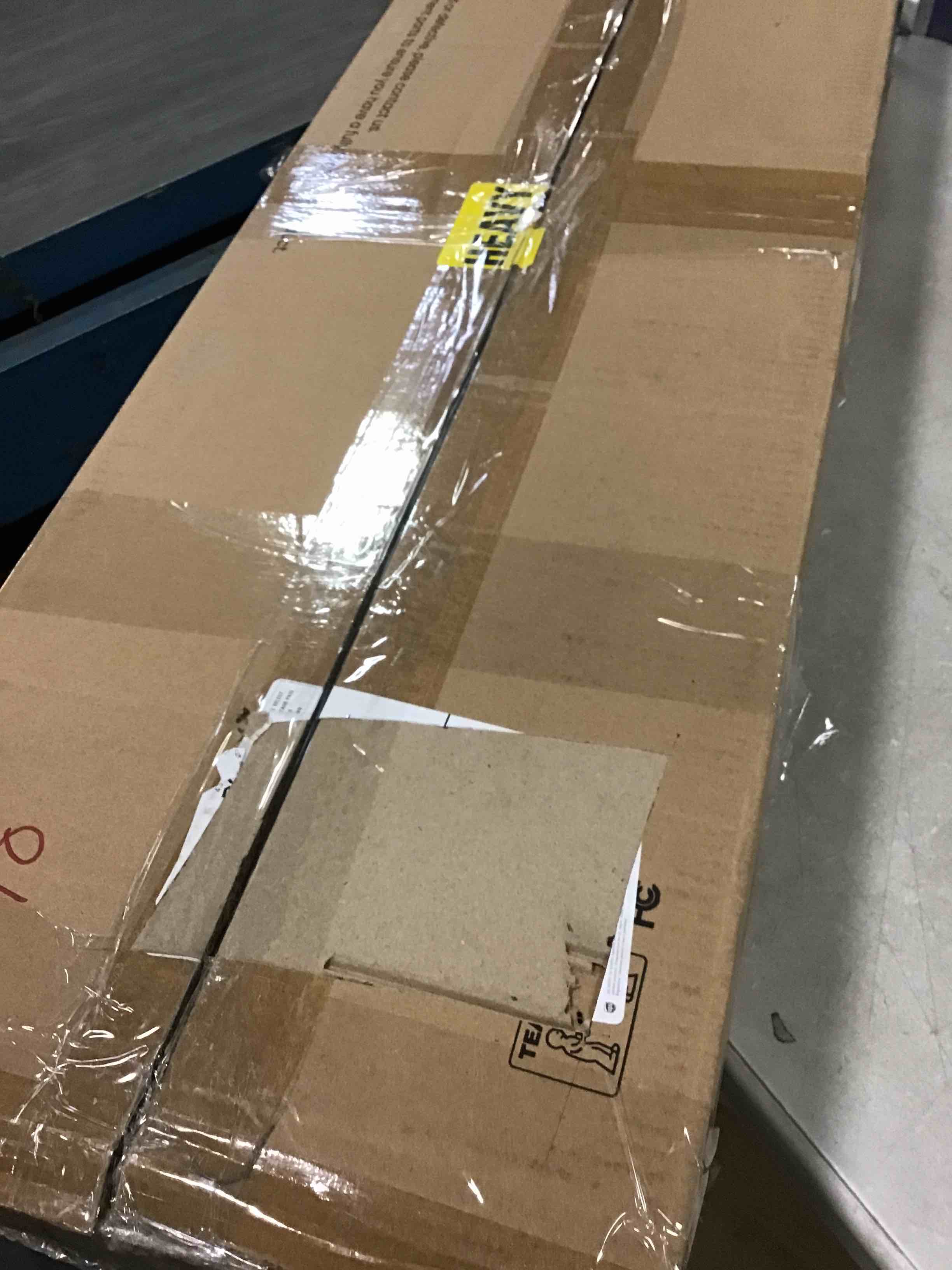 https://s3.amazonaws.com/lotting-images-prod/bidfta/BLU4951211_1704826443384.jpeg