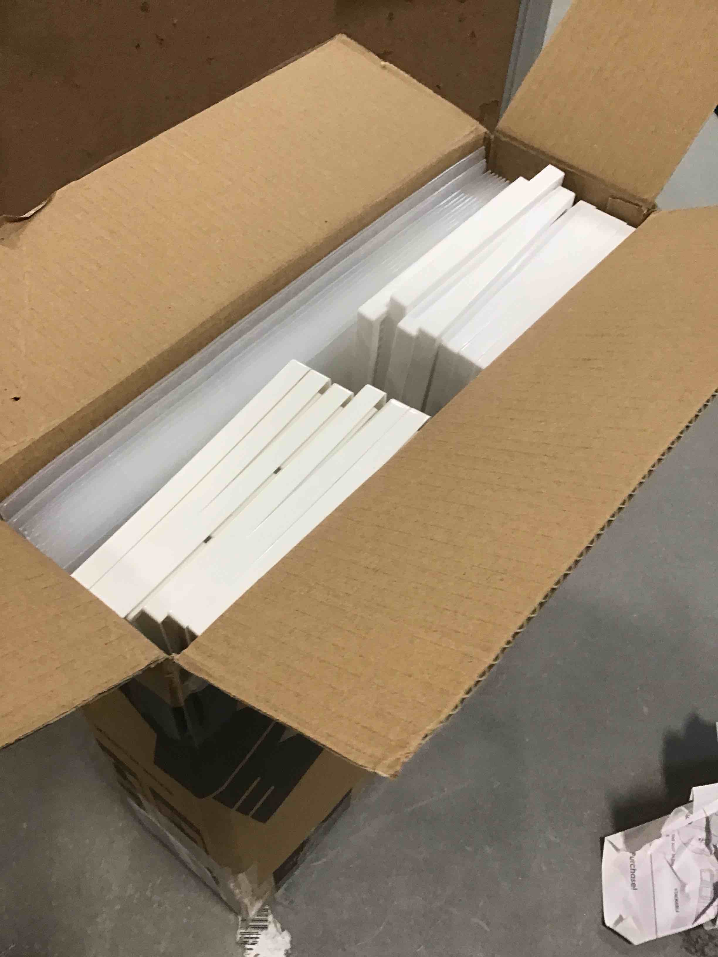 https://s3.amazonaws.com/lotting-images-prod/bidfta/BLU4951396_1704903973229.jpeg