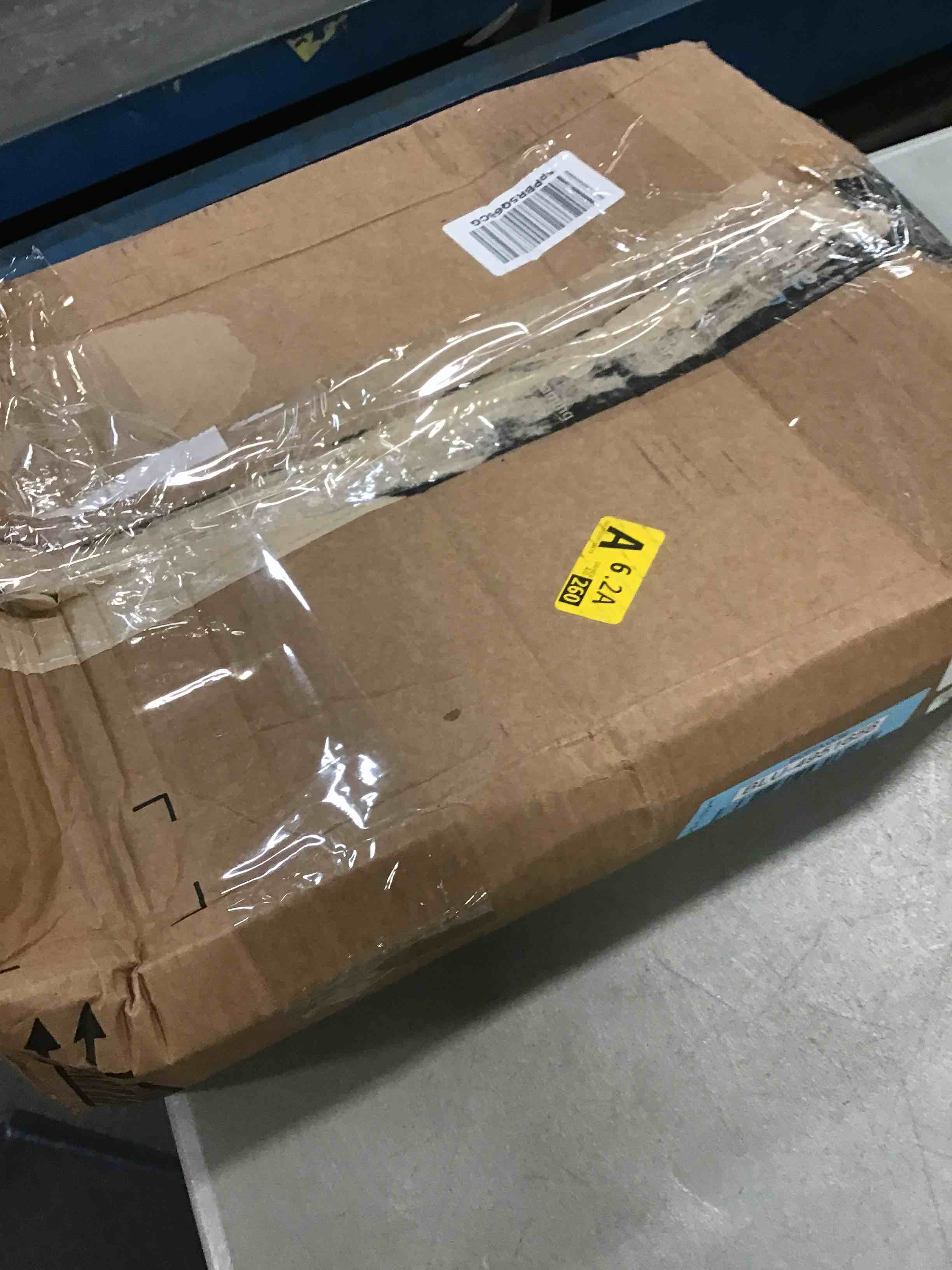 https://s3.amazonaws.com/lotting-images-prod/bidfta/BLU4951656_1704994605094.jpeg