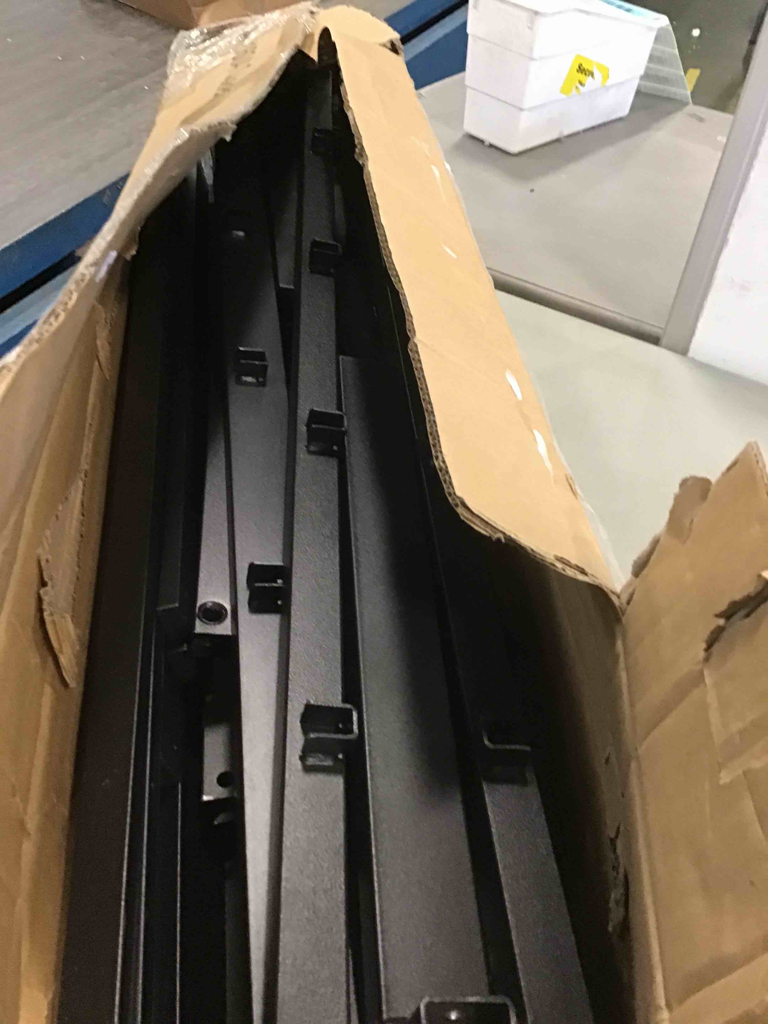 https://s3.amazonaws.com/lotting-images-prod/bidfta/BLU4951708_1705002707276.jpeg
