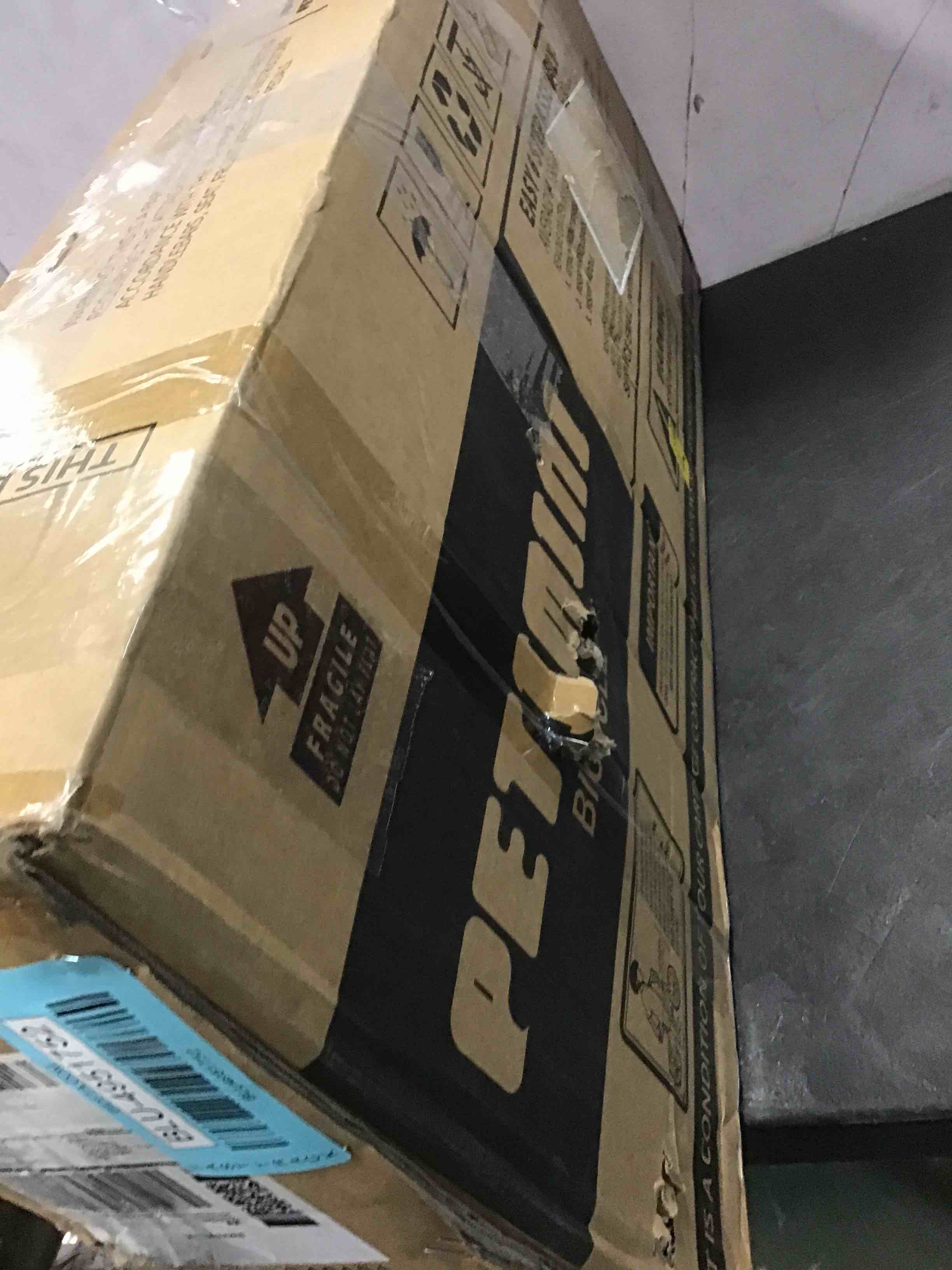 https://s3.amazonaws.com/lotting-images-prod/bidfta/BLU4951752_1705065617014.jpeg