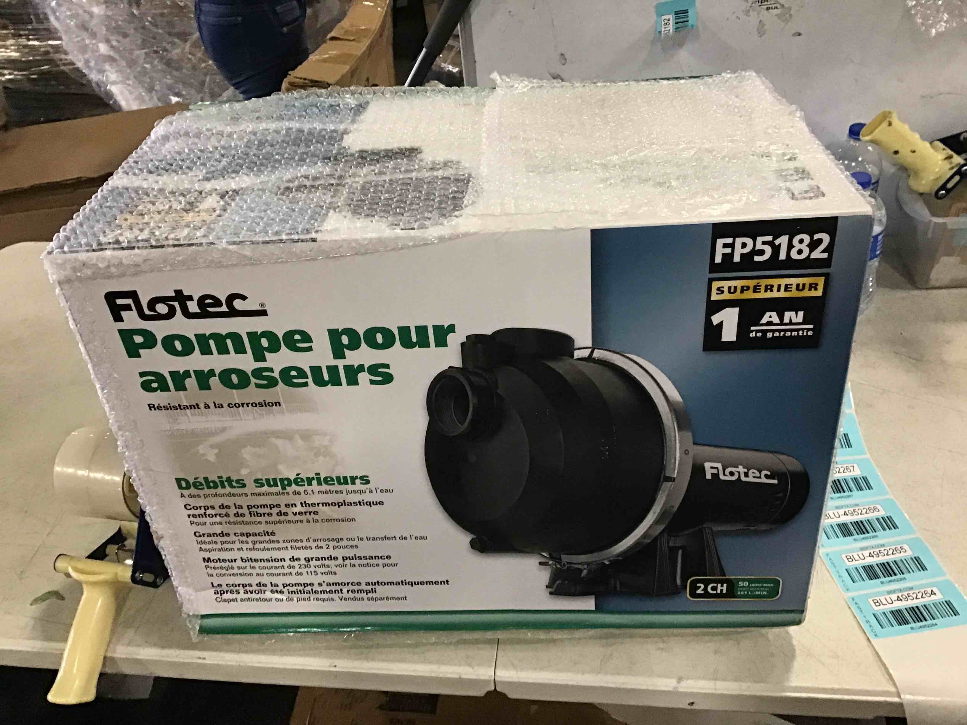 https://s3.amazonaws.com/lotting-images-prod/bidfta/BLU4952264_1695051233307.jpeg