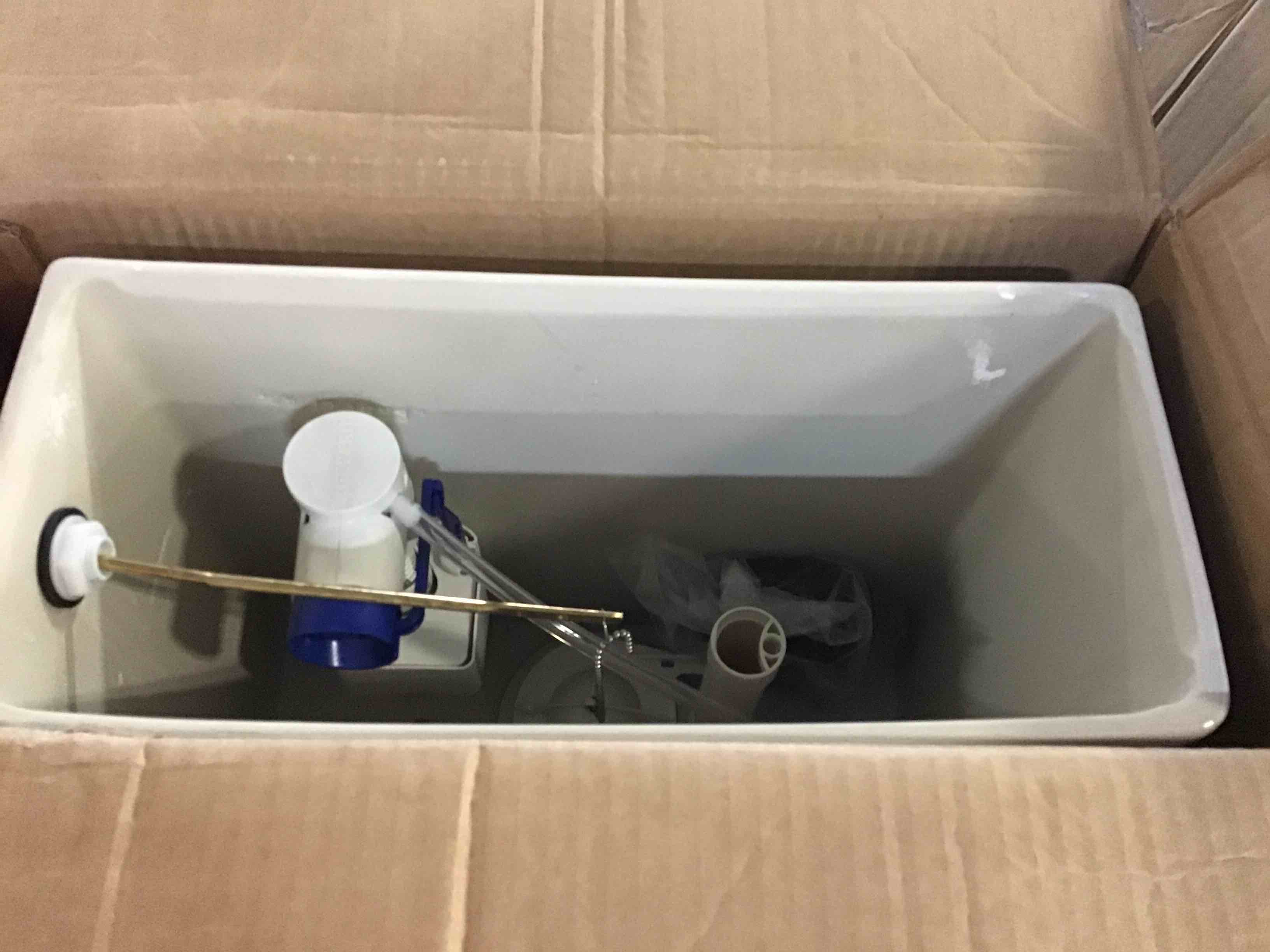 https://s3.amazonaws.com/lotting-images-prod/bidfta/BLU4952557_1695213238389.jpeg