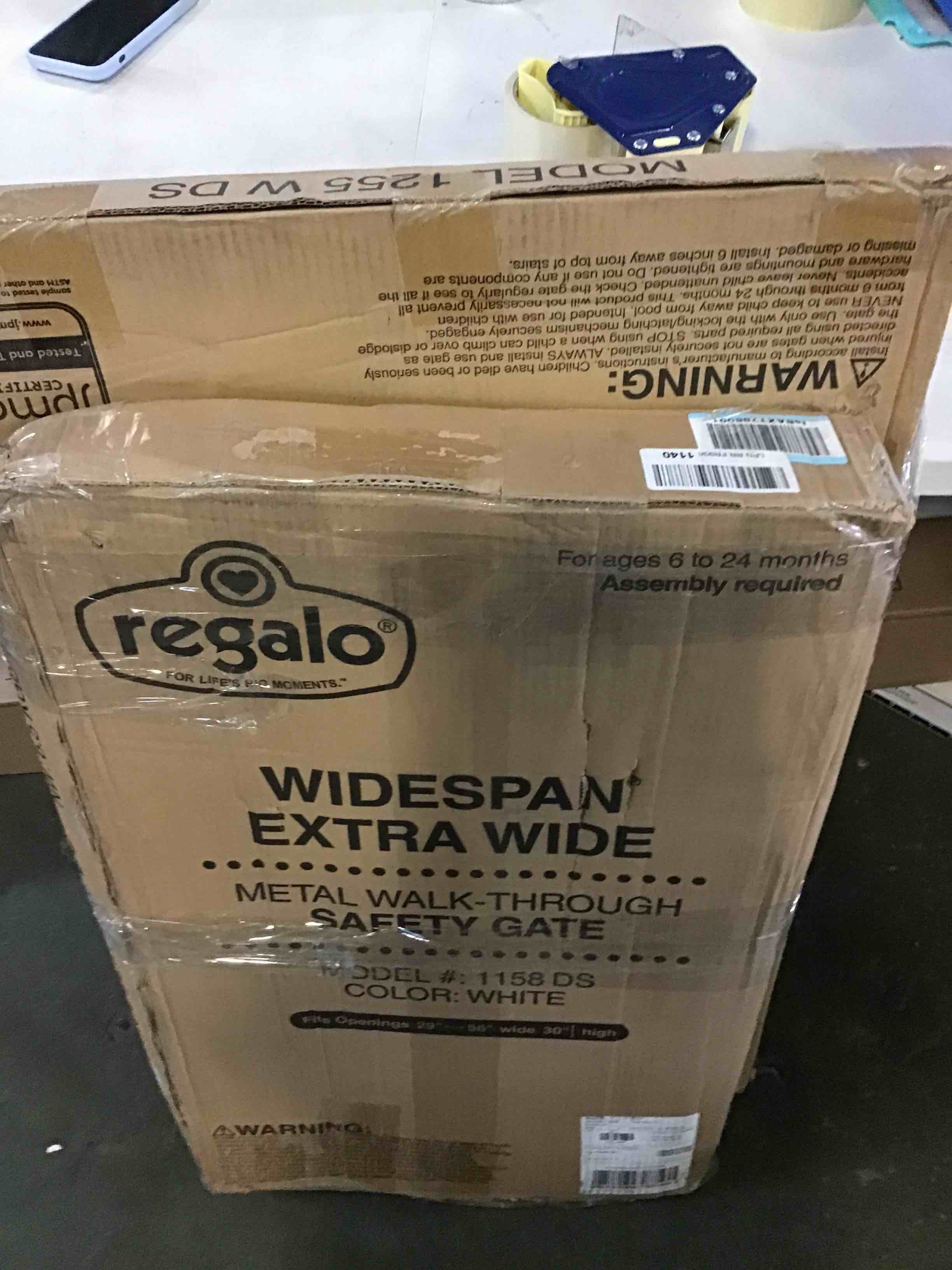 https://s3.amazonaws.com/lotting-images-prod/bidfta/BLU4952767_1695310310590.jpeg