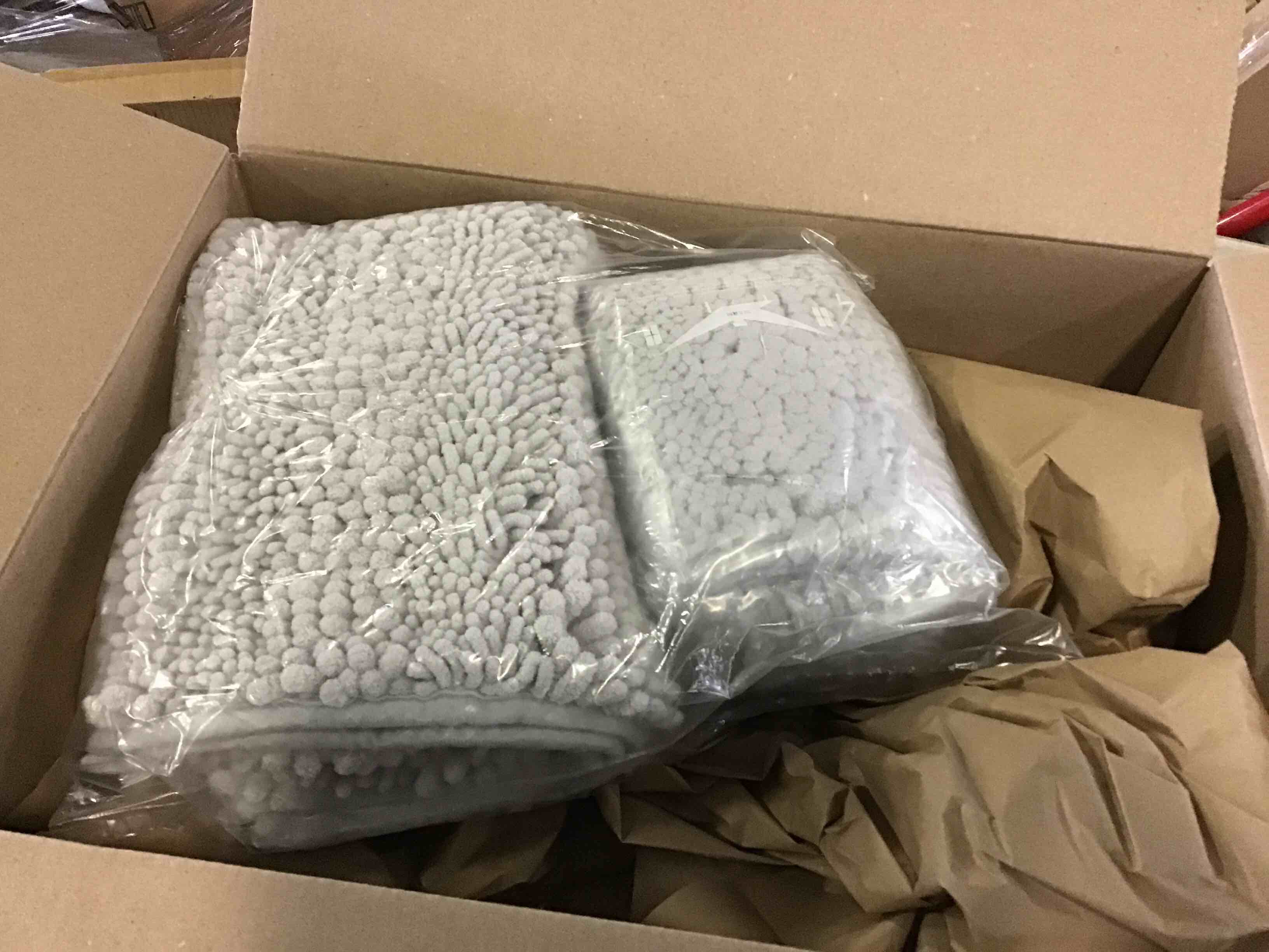 https://s3.amazonaws.com/lotting-images-prod/bidfta/BLU4953205_1695749353701.jpeg