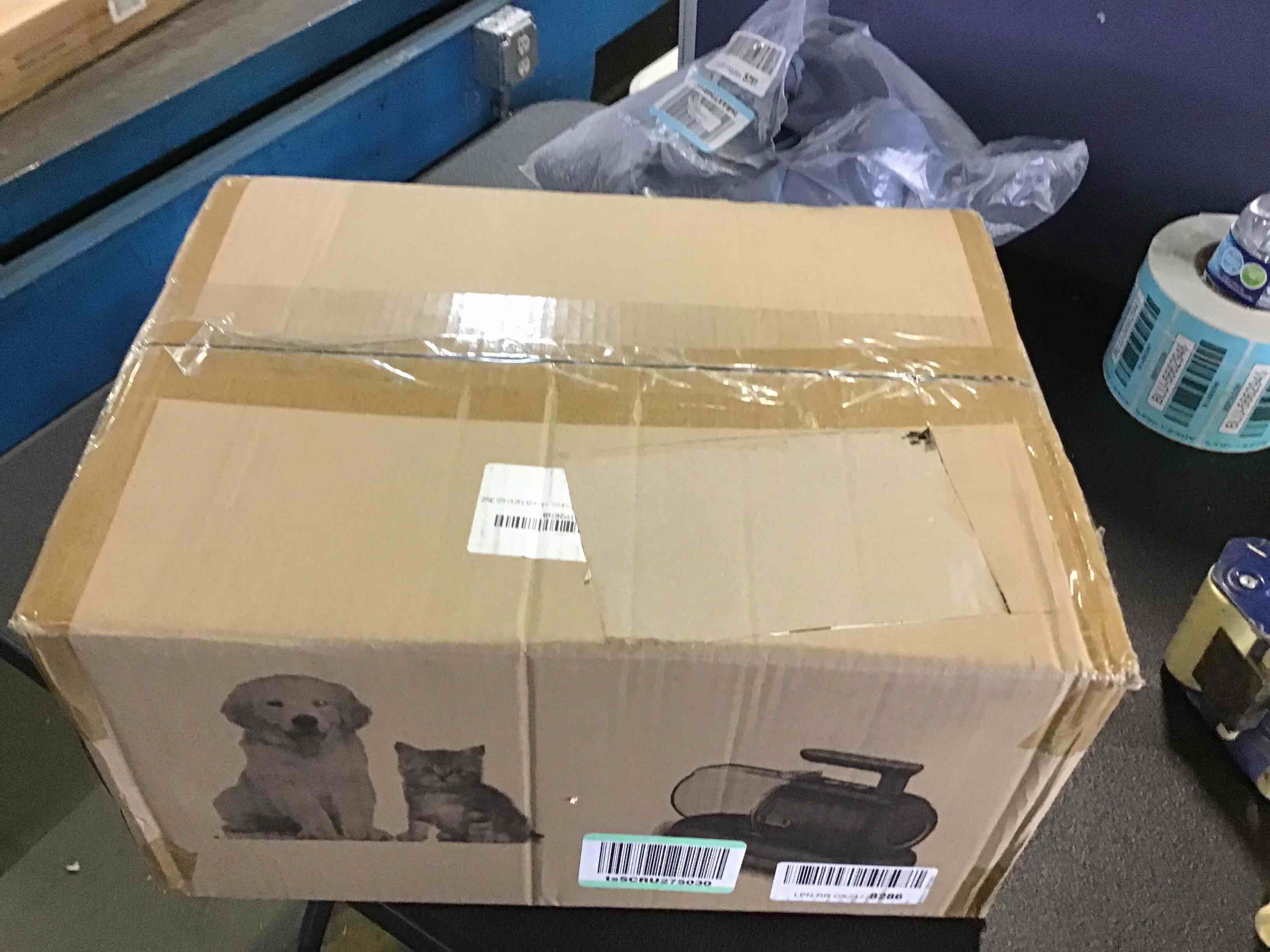 https://s3.amazonaws.com/lotting-images-prod/bidfta/BLU4953430_1695835441880.jpeg