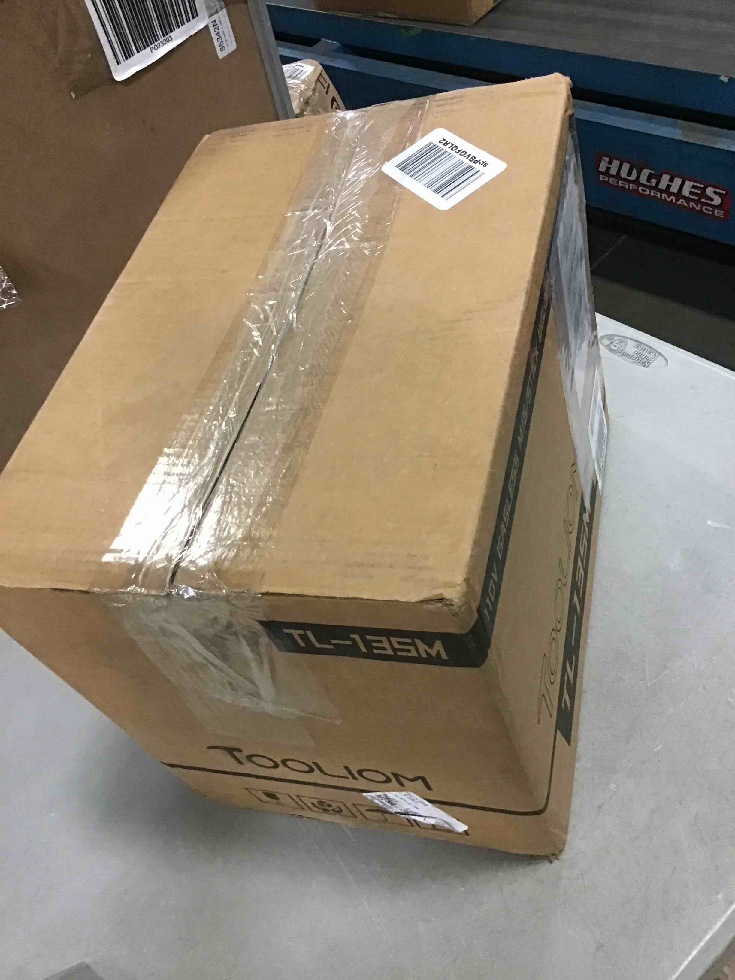 https://s3.amazonaws.com/lotting-images-prod/bidfta/BLU4956574_1695037866061.jpeg
