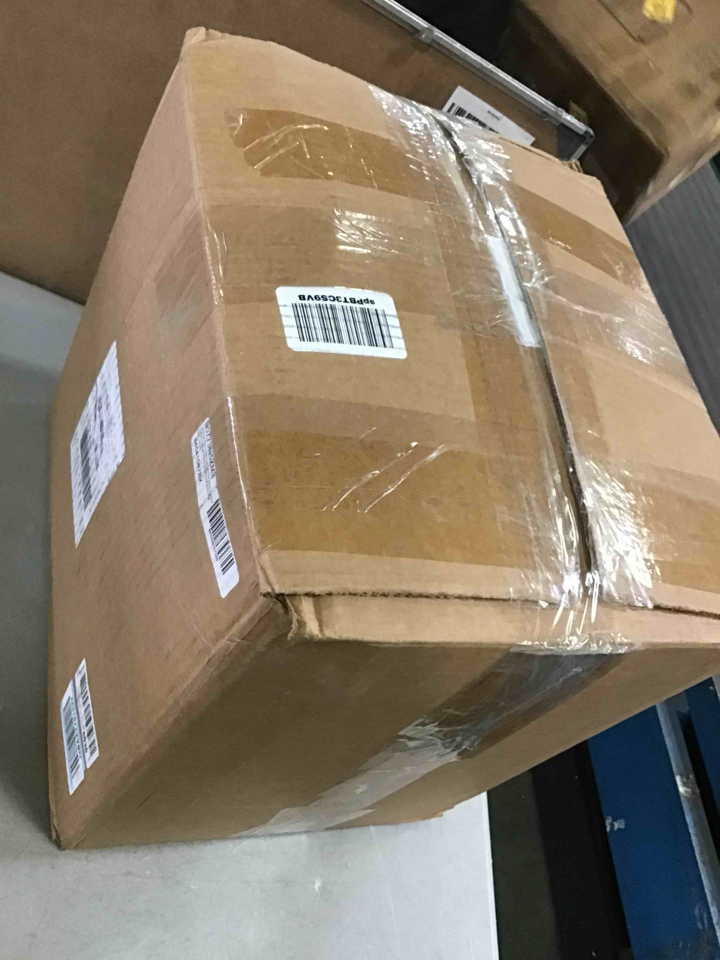 https://s3.amazonaws.com/lotting-images-prod/bidfta/BLU4956713_1695062393055.jpeg