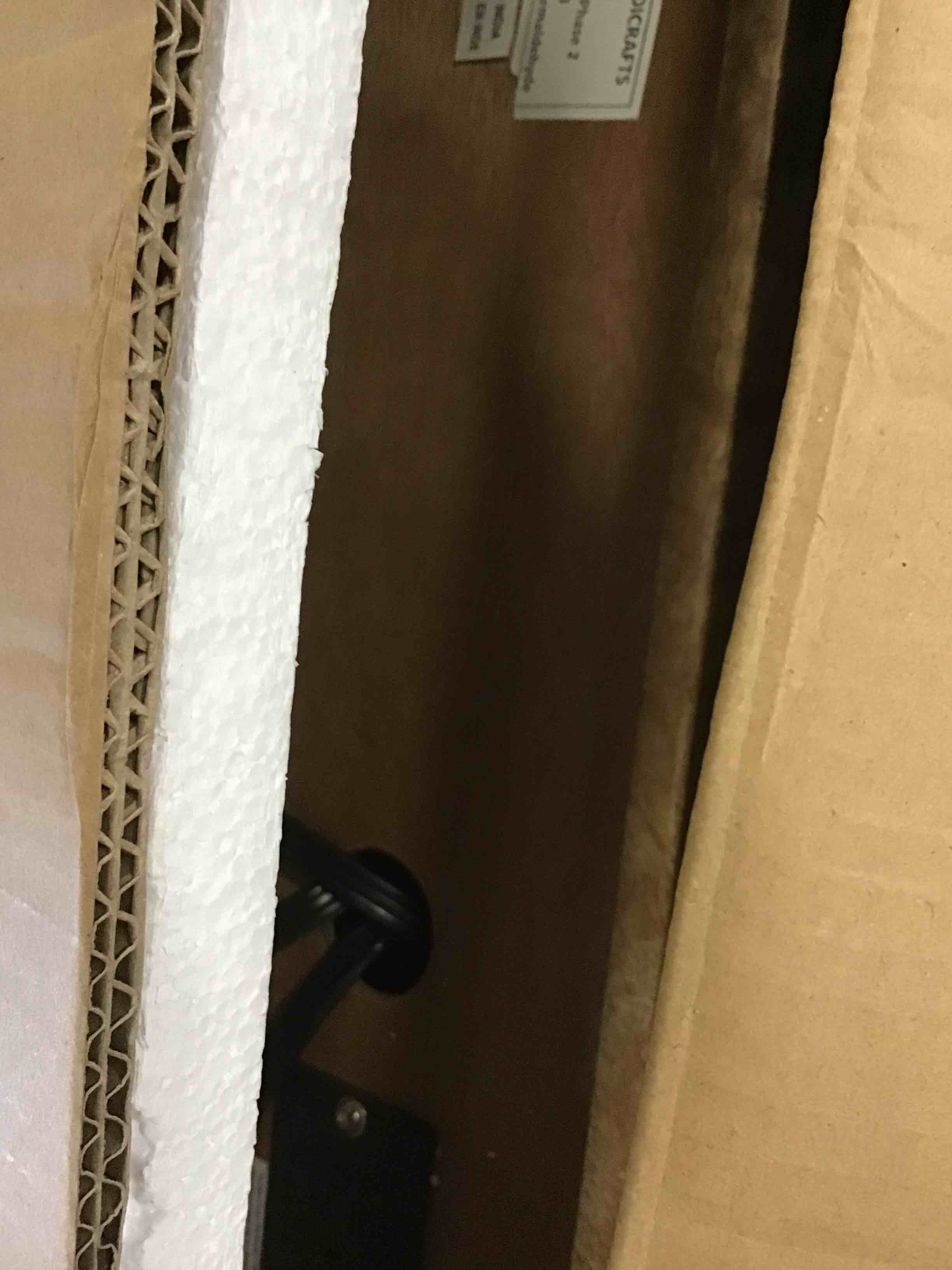 https://s3.amazonaws.com/lotting-images-prod/bidfta/BLU4956838_1695135991647.jpeg