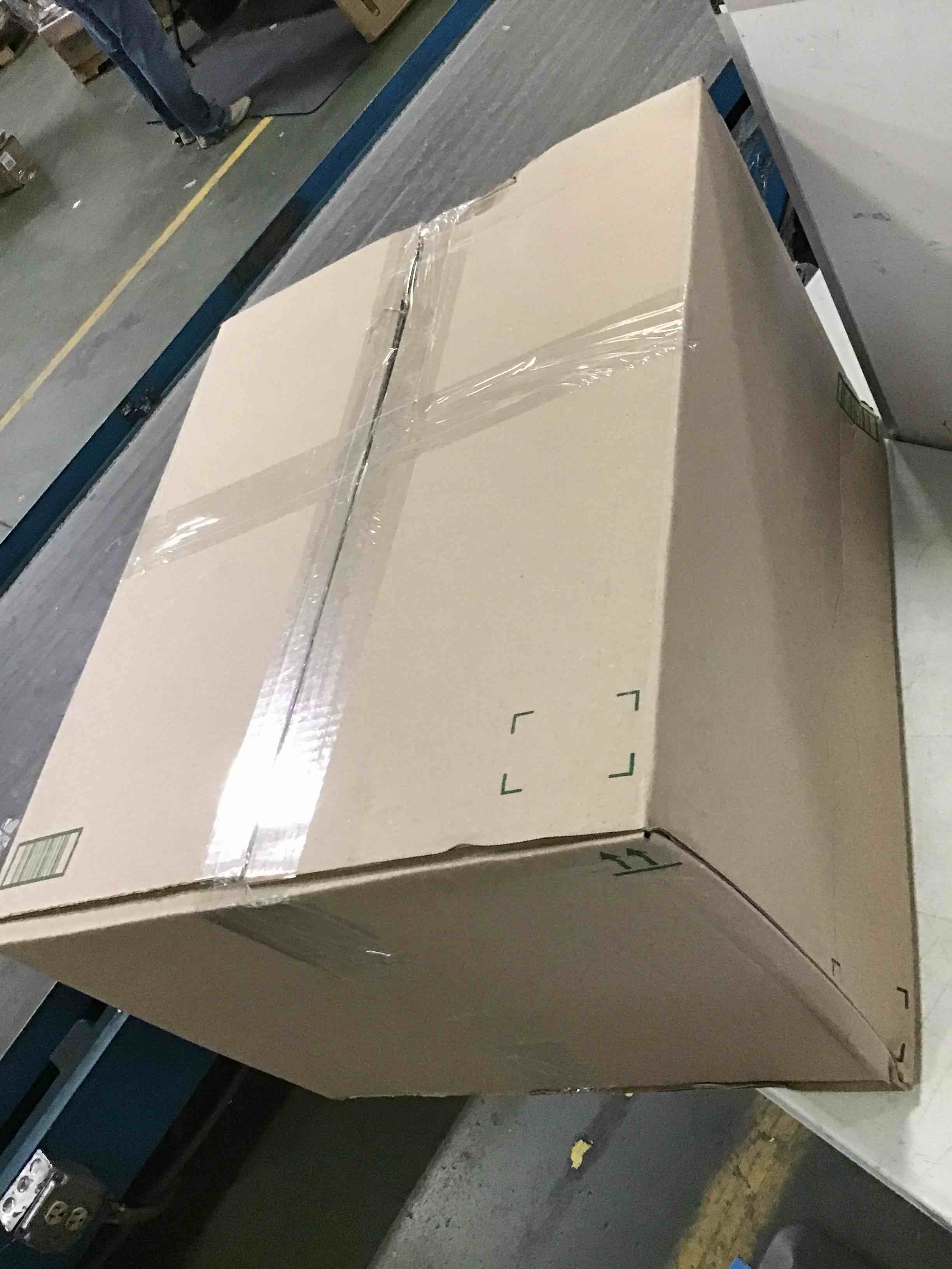 https://s3.amazonaws.com/lotting-images-prod/bidfta/BLU4956895_1695148130839.jpeg