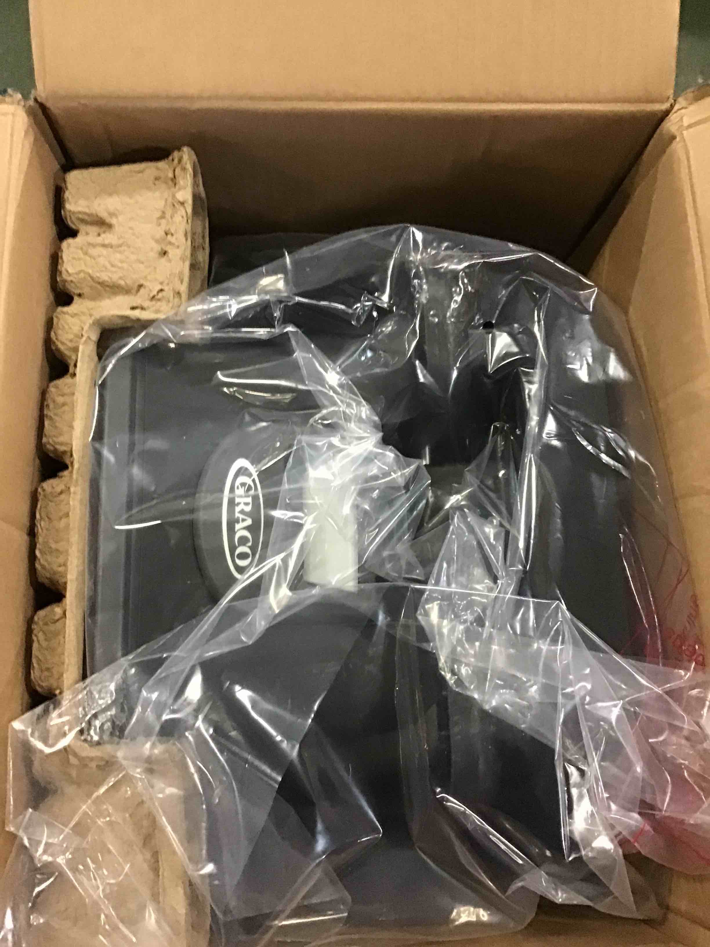https://s3.amazonaws.com/lotting-images-prod/bidfta/BLU4956996_1695214552397.jpeg