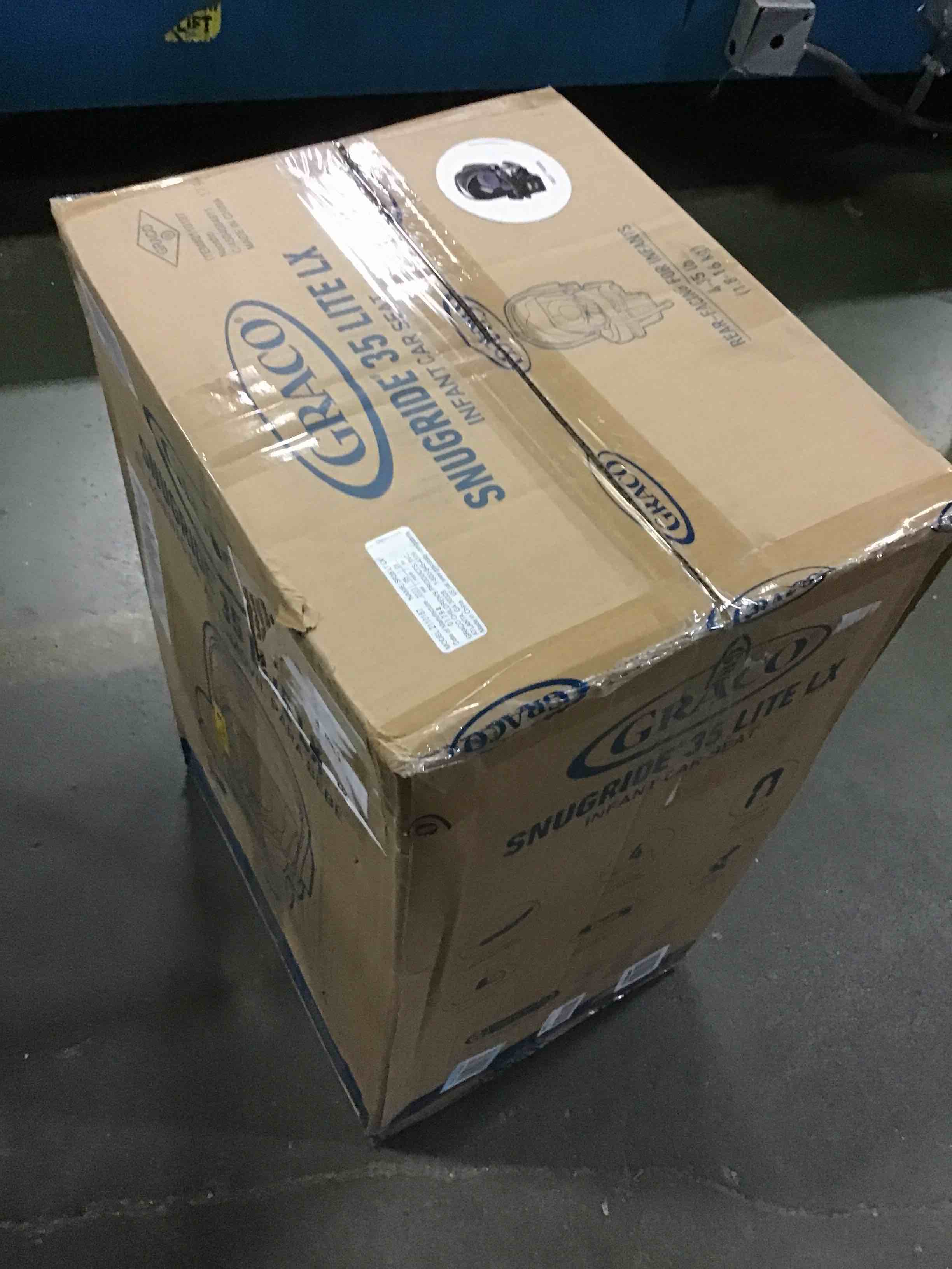https://s3.amazonaws.com/lotting-images-prod/bidfta/BLU4956996_1695214574889.jpeg