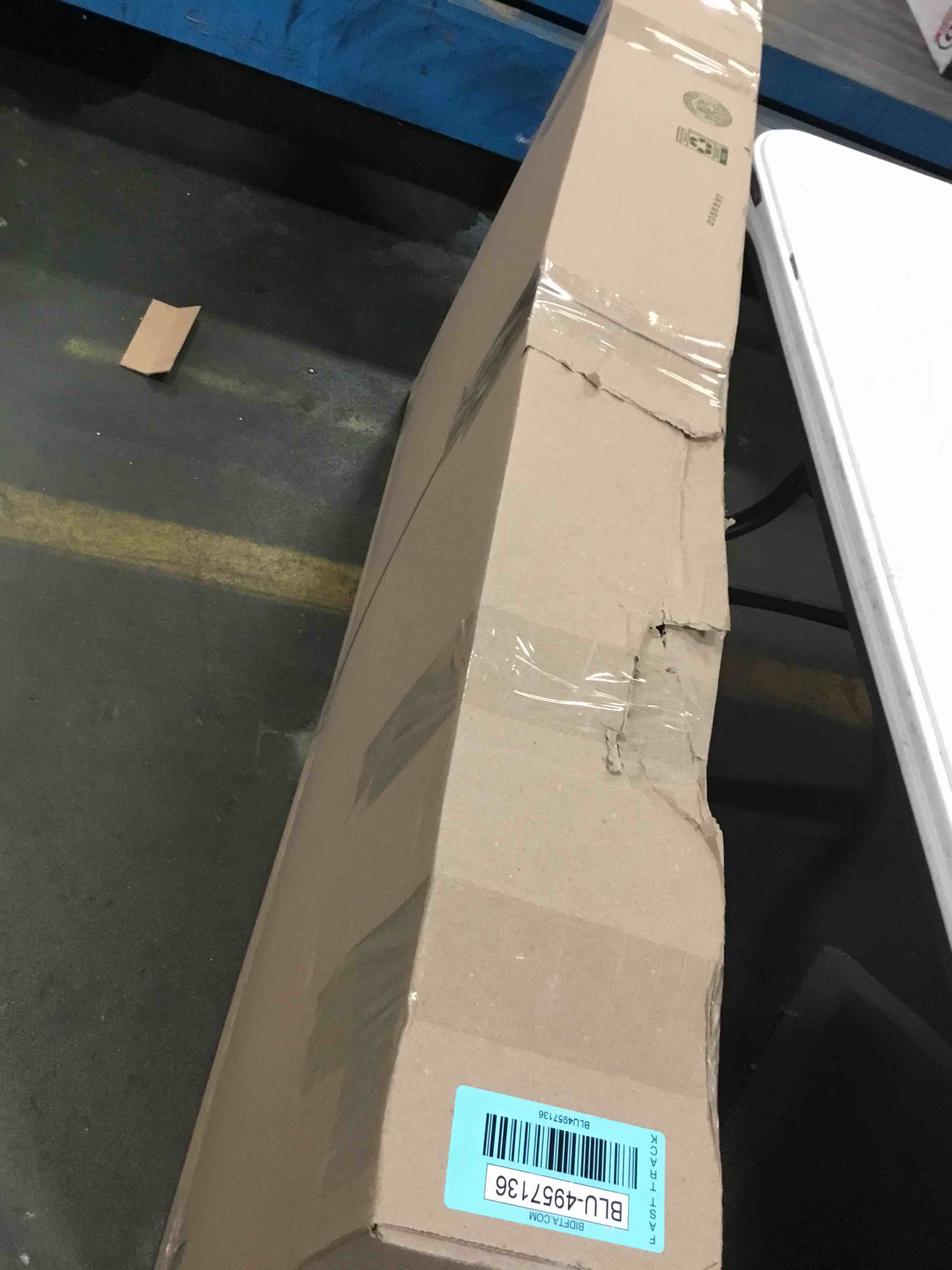 https://s3.amazonaws.com/lotting-images-prod/bidfta/BLU4957136_1695300631227.jpeg