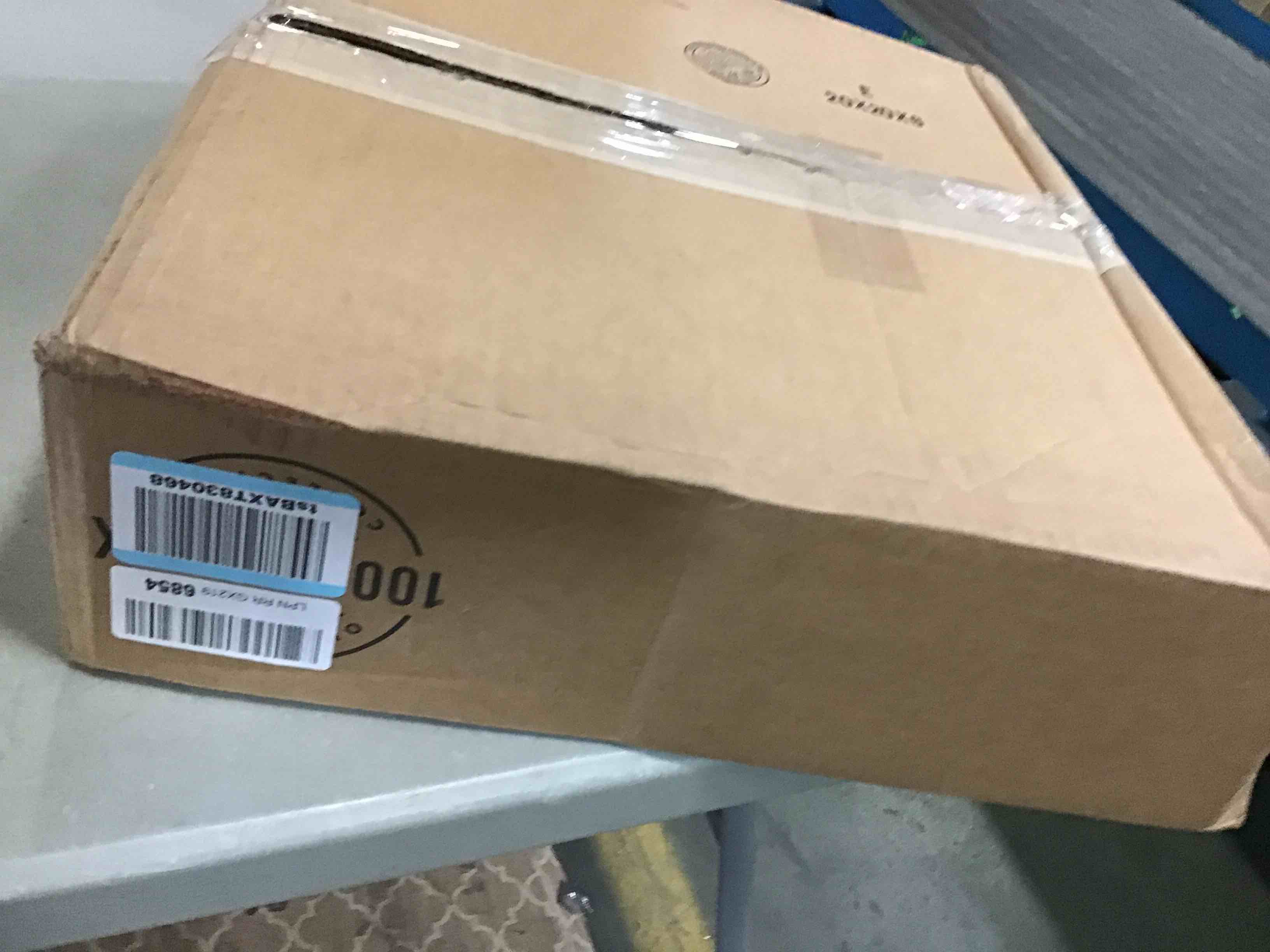 https://s3.amazonaws.com/lotting-images-prod/bidfta/BLU4957292_1695393673606.jpeg