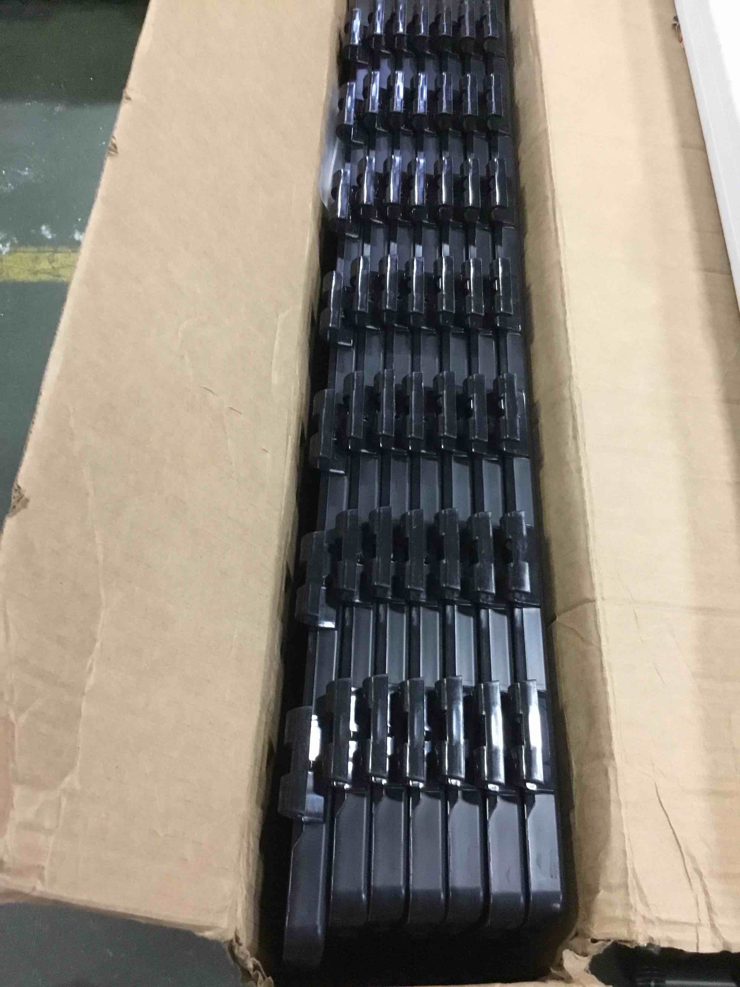 https://s3.amazonaws.com/lotting-images-prod/bidfta/BLU4957433_1695645227720.jpeg