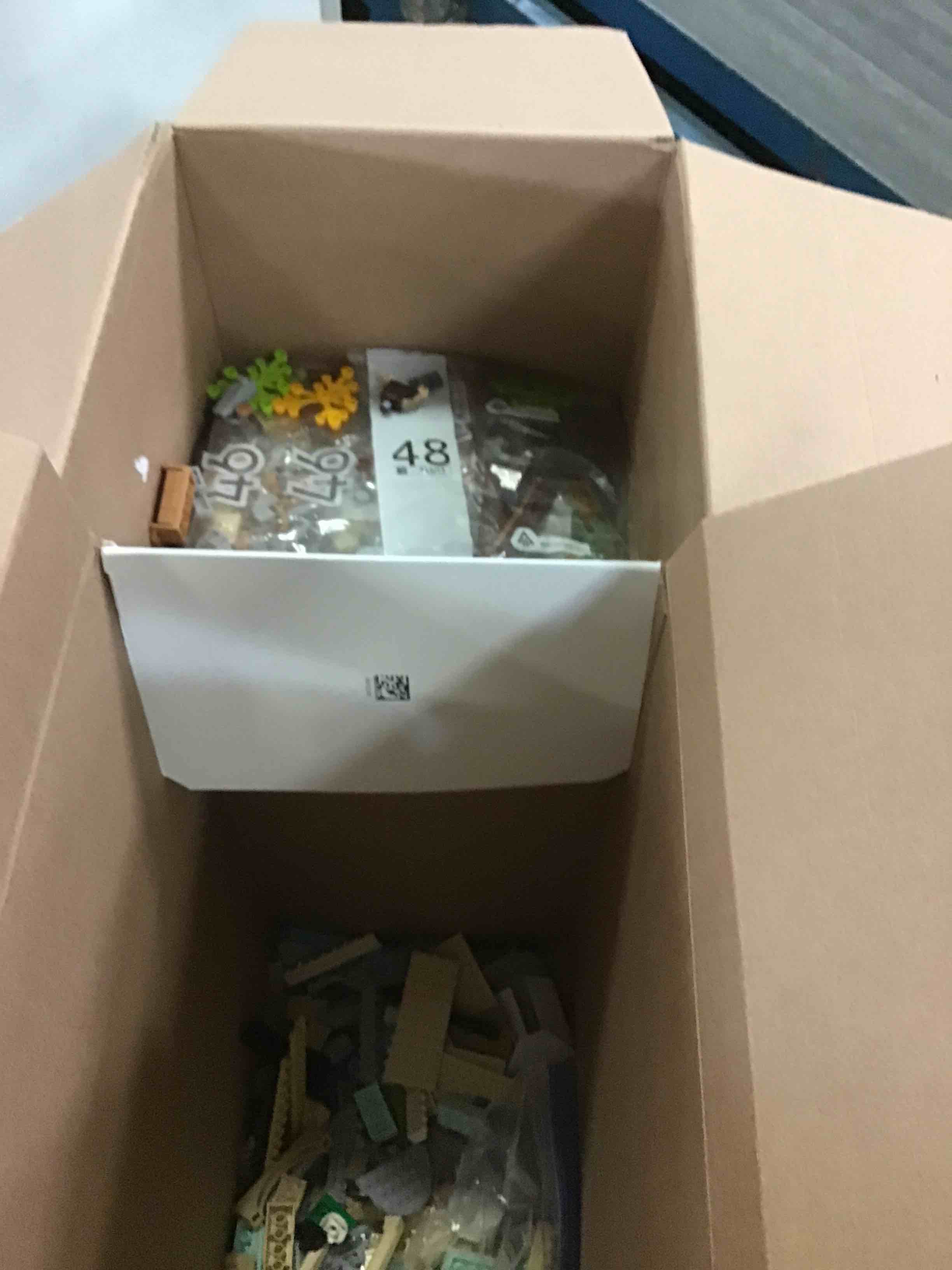 https://s3.amazonaws.com/lotting-images-prod/bidfta/BLU4957732_1695746265394.jpeg