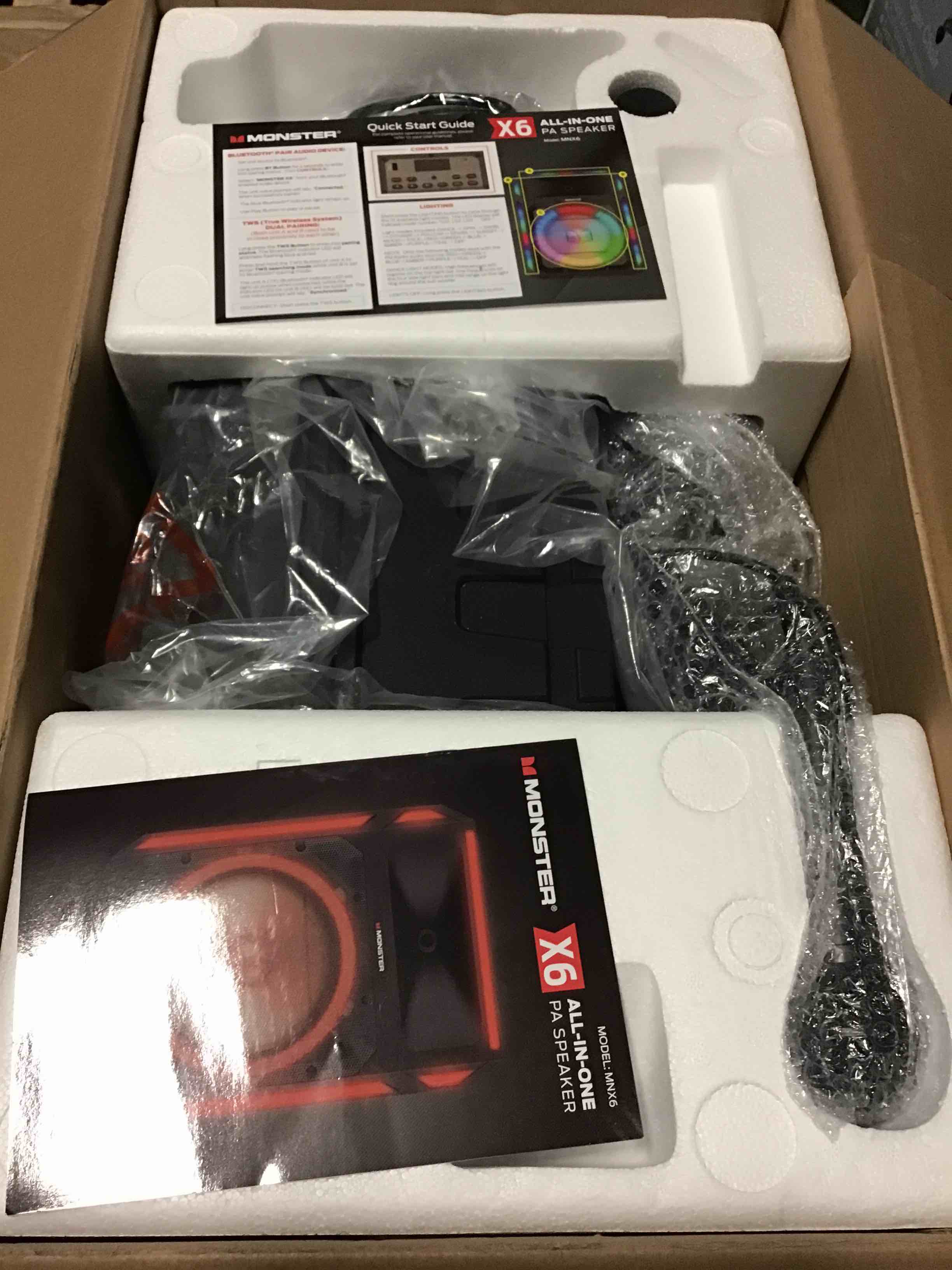 https://s3.amazonaws.com/lotting-images-prod/bidfta/BLU4963011_1695814694762.jpeg