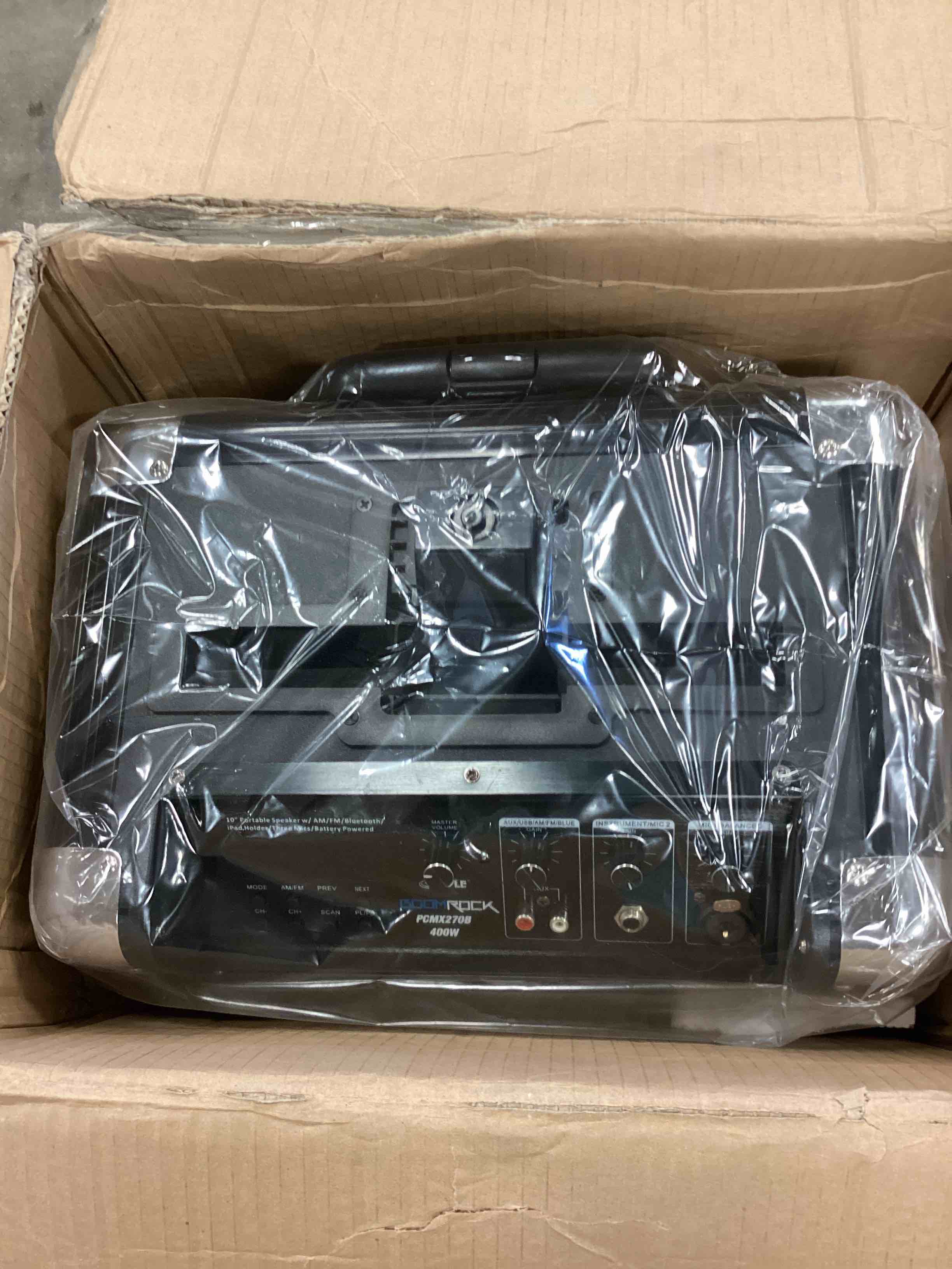 https://s3.amazonaws.com/lotting-images-prod/bidfta/BLU4964881_1690227846986.jpeg