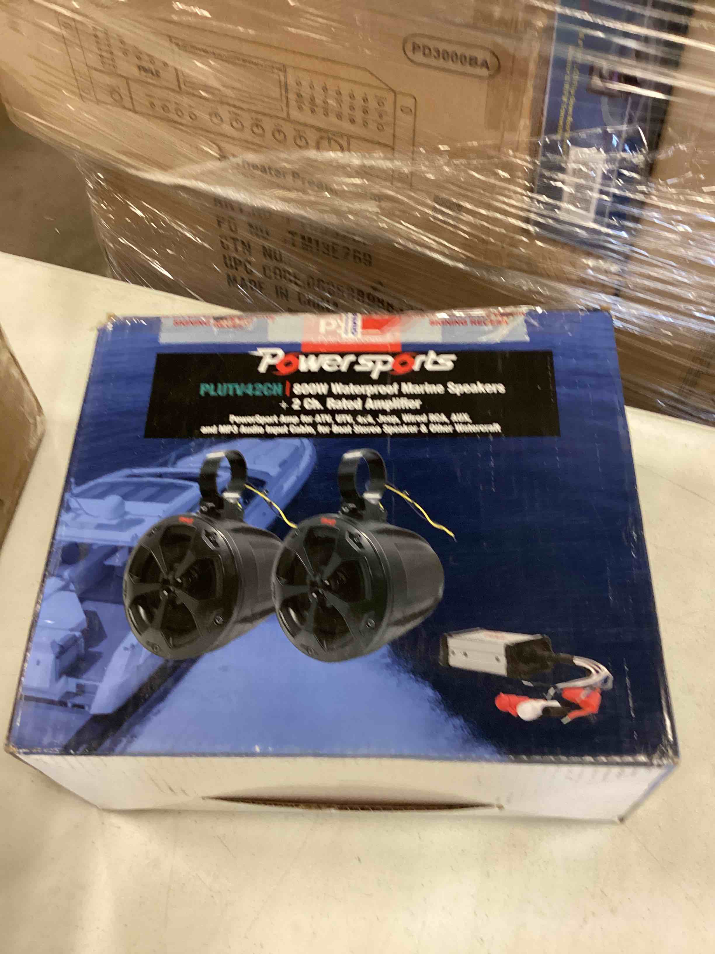 https://s3.amazonaws.com/lotting-images-prod/bidfta/BLU4964883_1690228598876.jpeg
