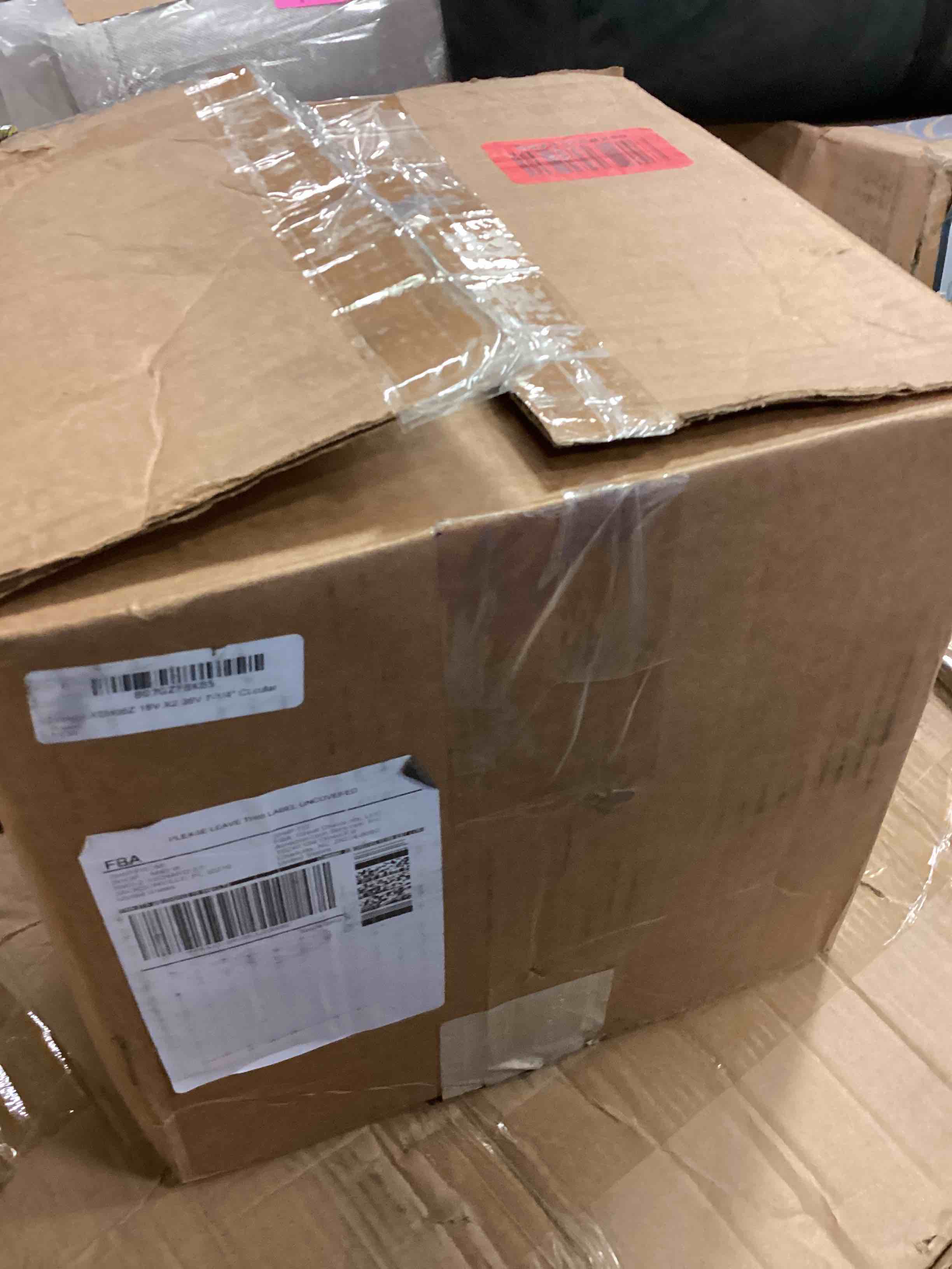 https://s3.amazonaws.com/lotting-images-prod/bidfta/BLU4966778_1689341133976.jpeg