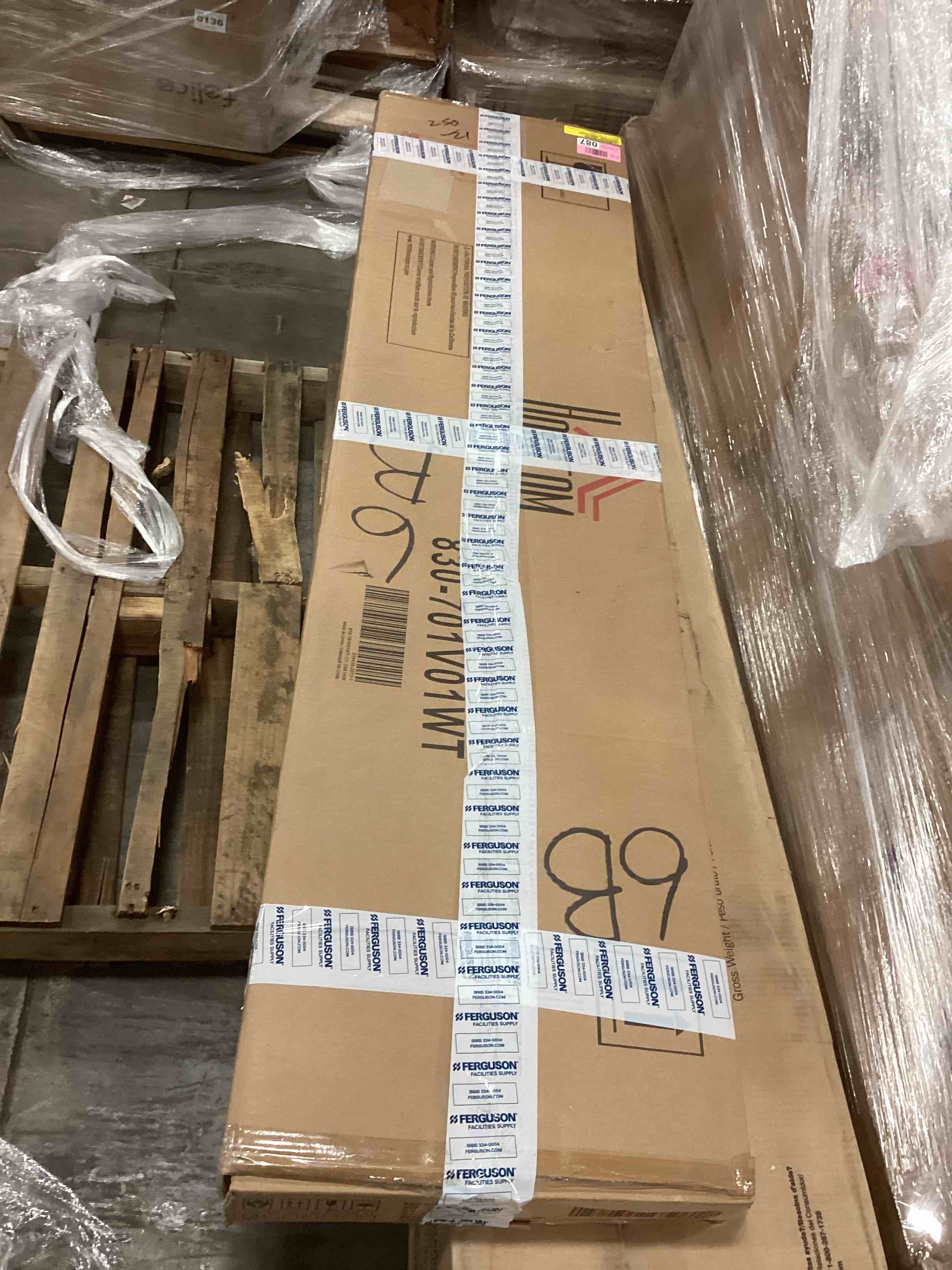 https://s3.amazonaws.com/lotting-images-prod/bidfta/BLU4974305_1702658019582.jpeg