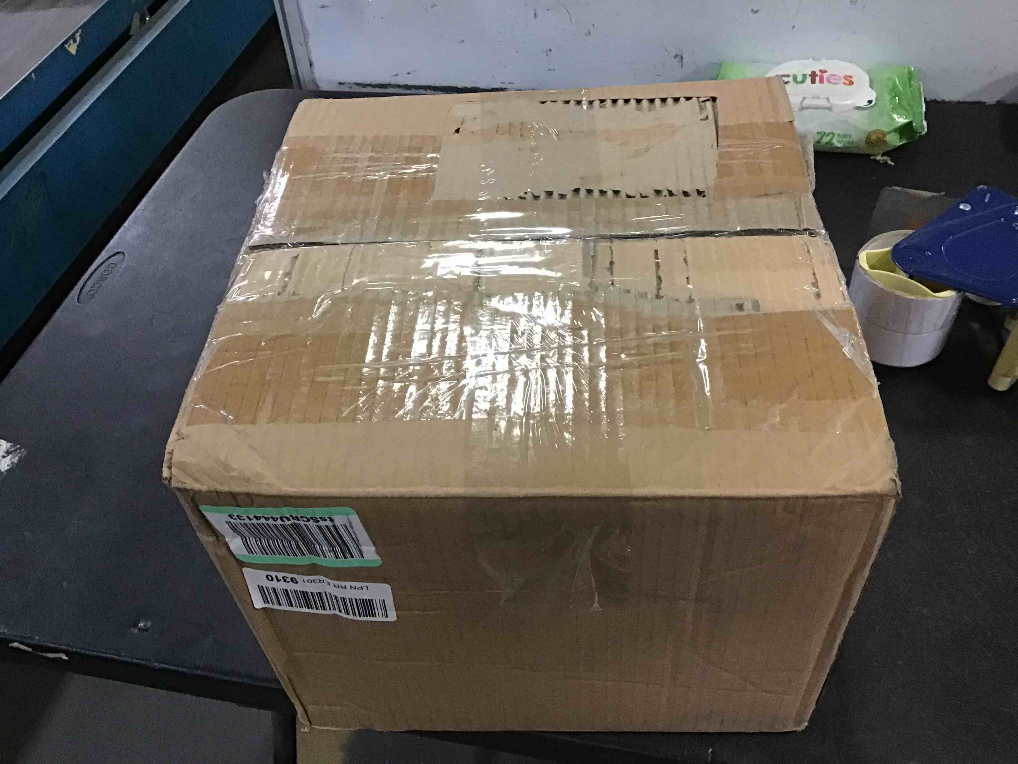 https://s3.amazonaws.com/lotting-images-prod/bidfta/BLU4984190_1686331565198.jpeg