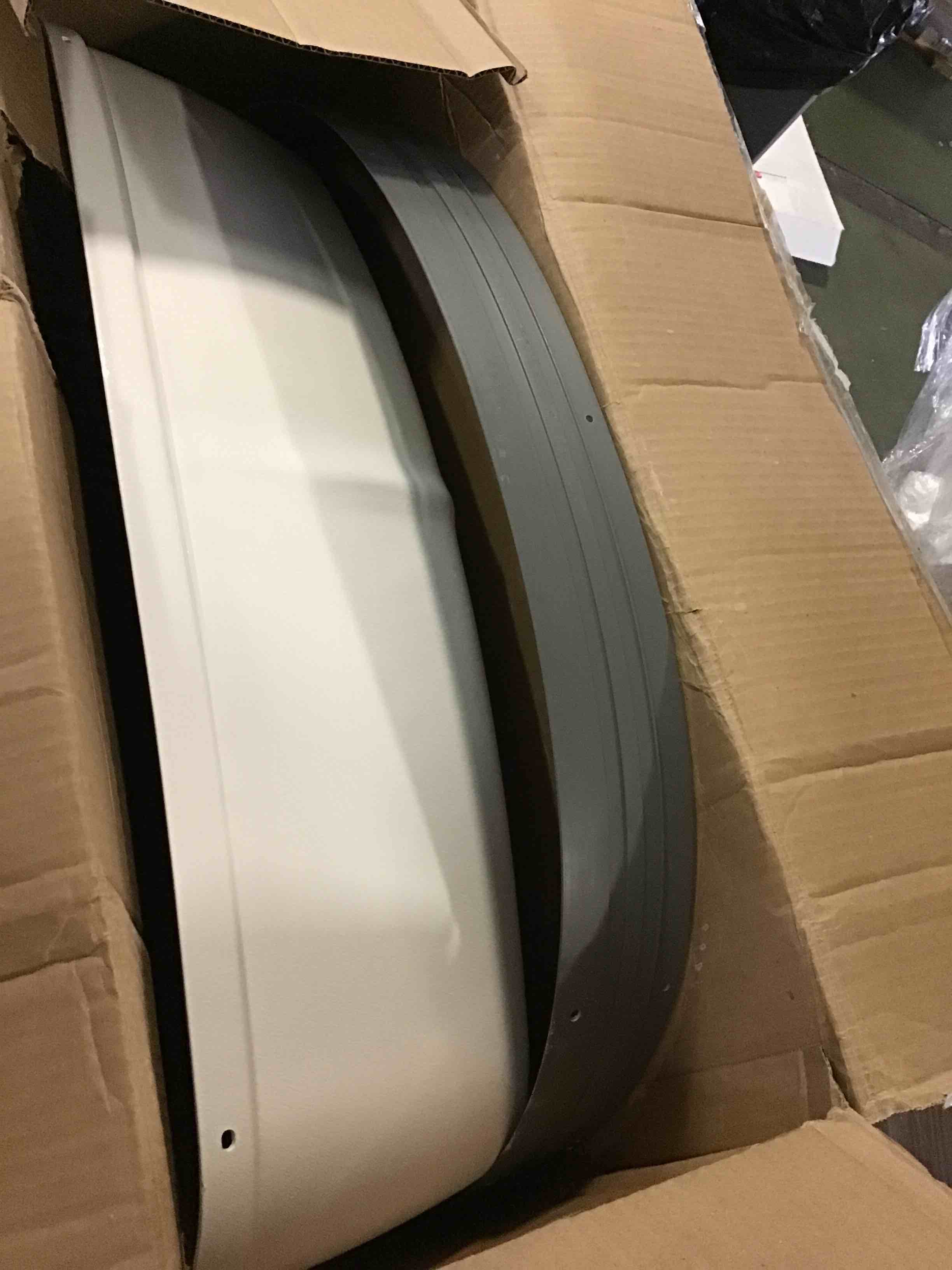 https://s3.amazonaws.com/lotting-images-prod/bidfta/BLU4984757_1687535297966.jpeg