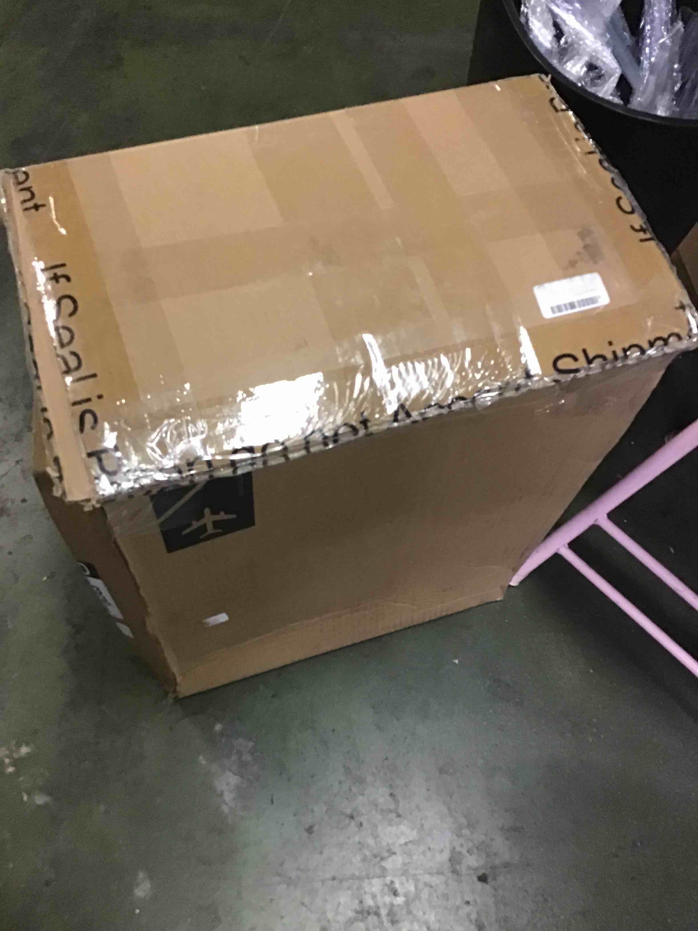 https://s3.amazonaws.com/lotting-images-prod/bidfta/BLU4986554_1685631861662.jpeg