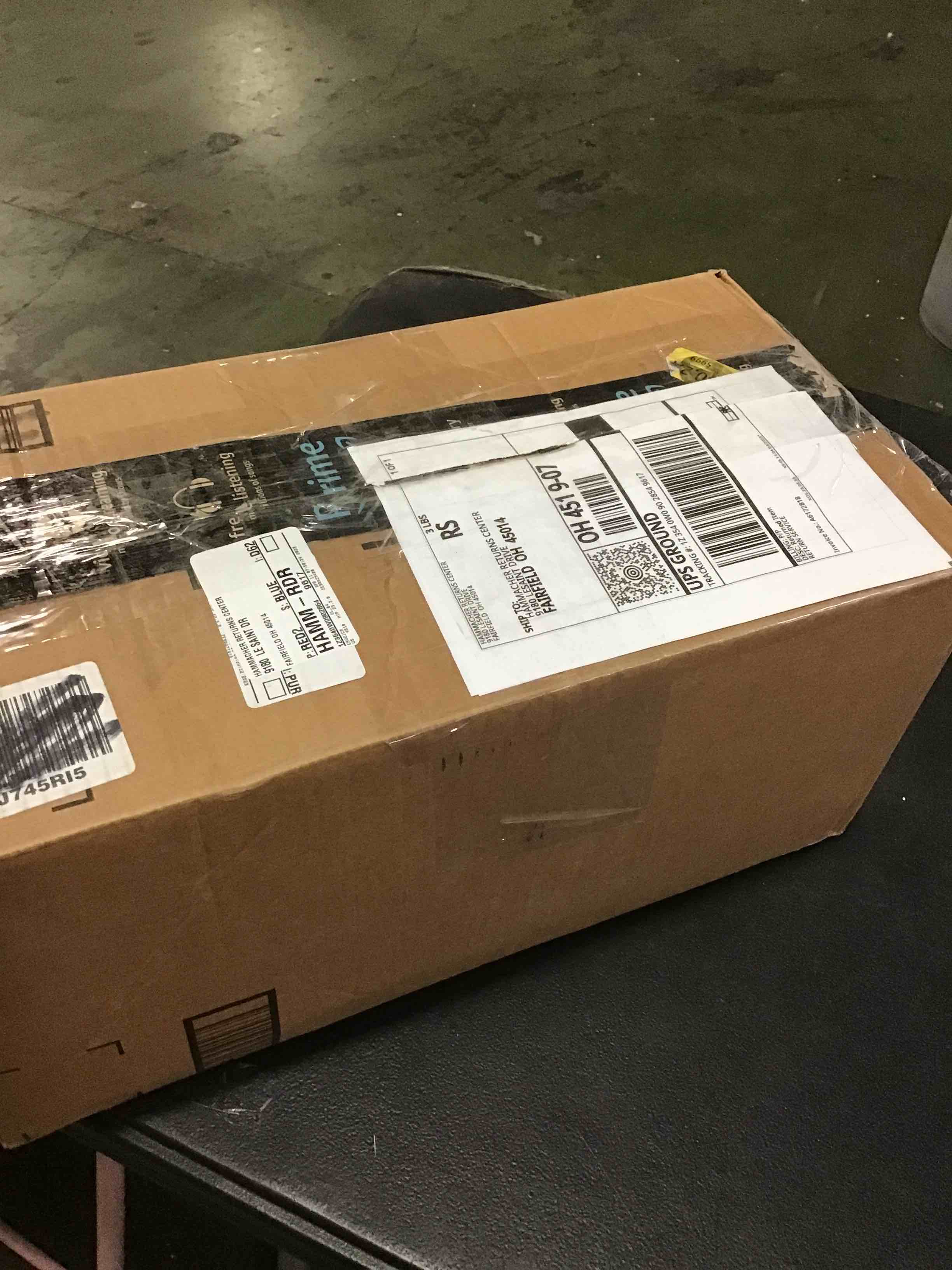 https://s3.amazonaws.com/lotting-images-prod/bidfta/BLU4987609_1686227335002.jpeg