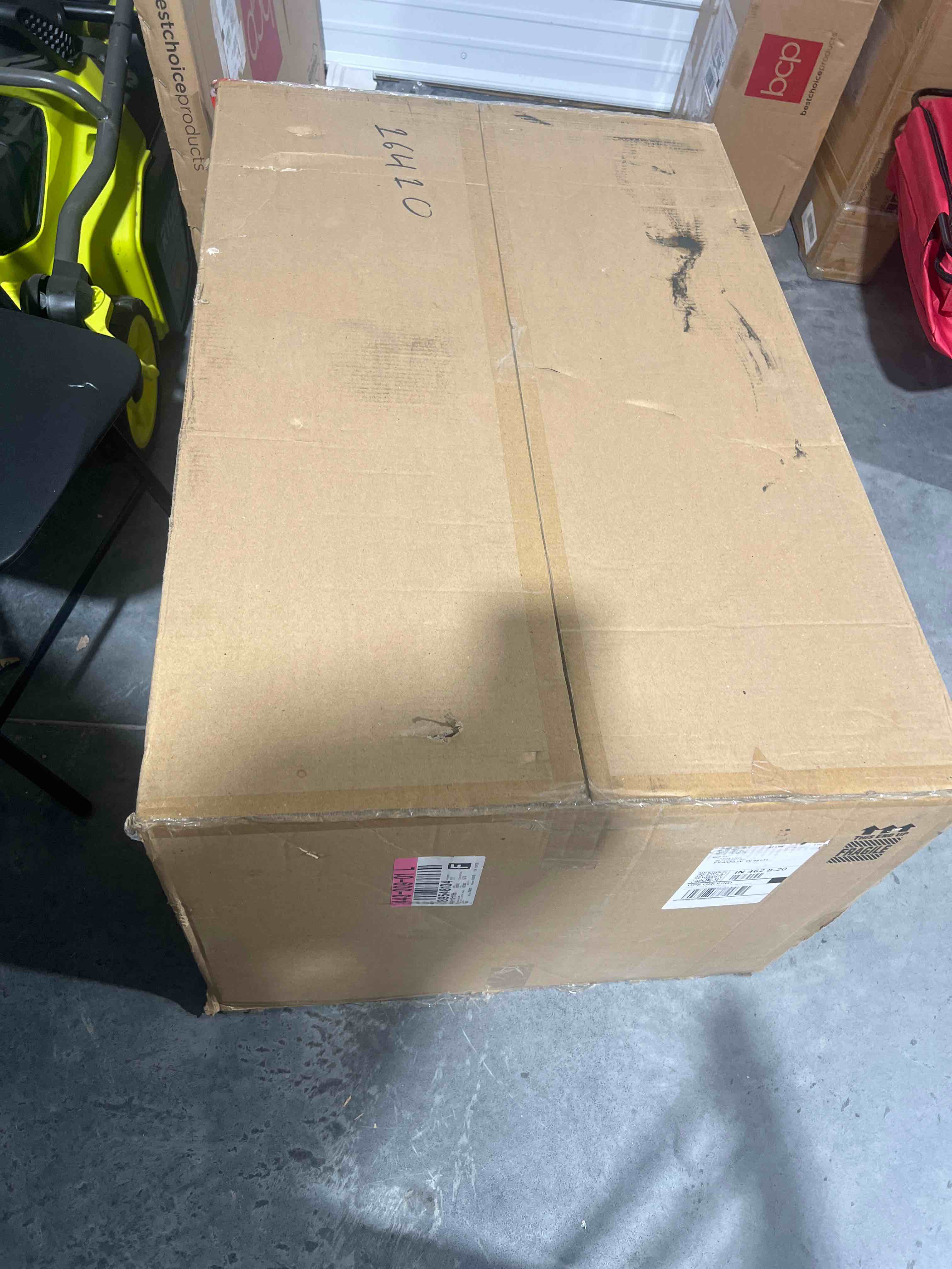 https://s3.amazonaws.com/lotting-images-prod/bidfta/BLU4987970_1692137727139.jpeg