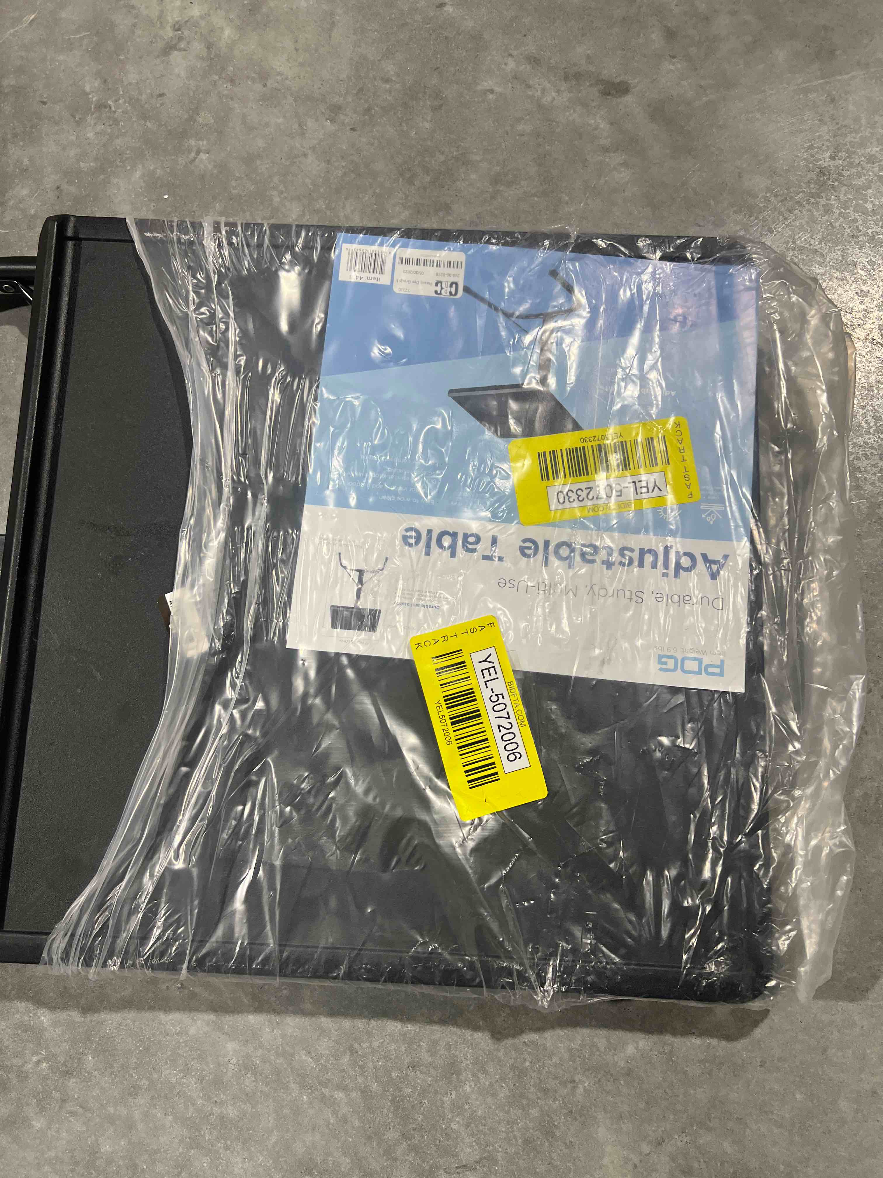 https://s3.amazonaws.com/lotting-images-prod/bidfta/BLU4987978_1692154520944.jpeg