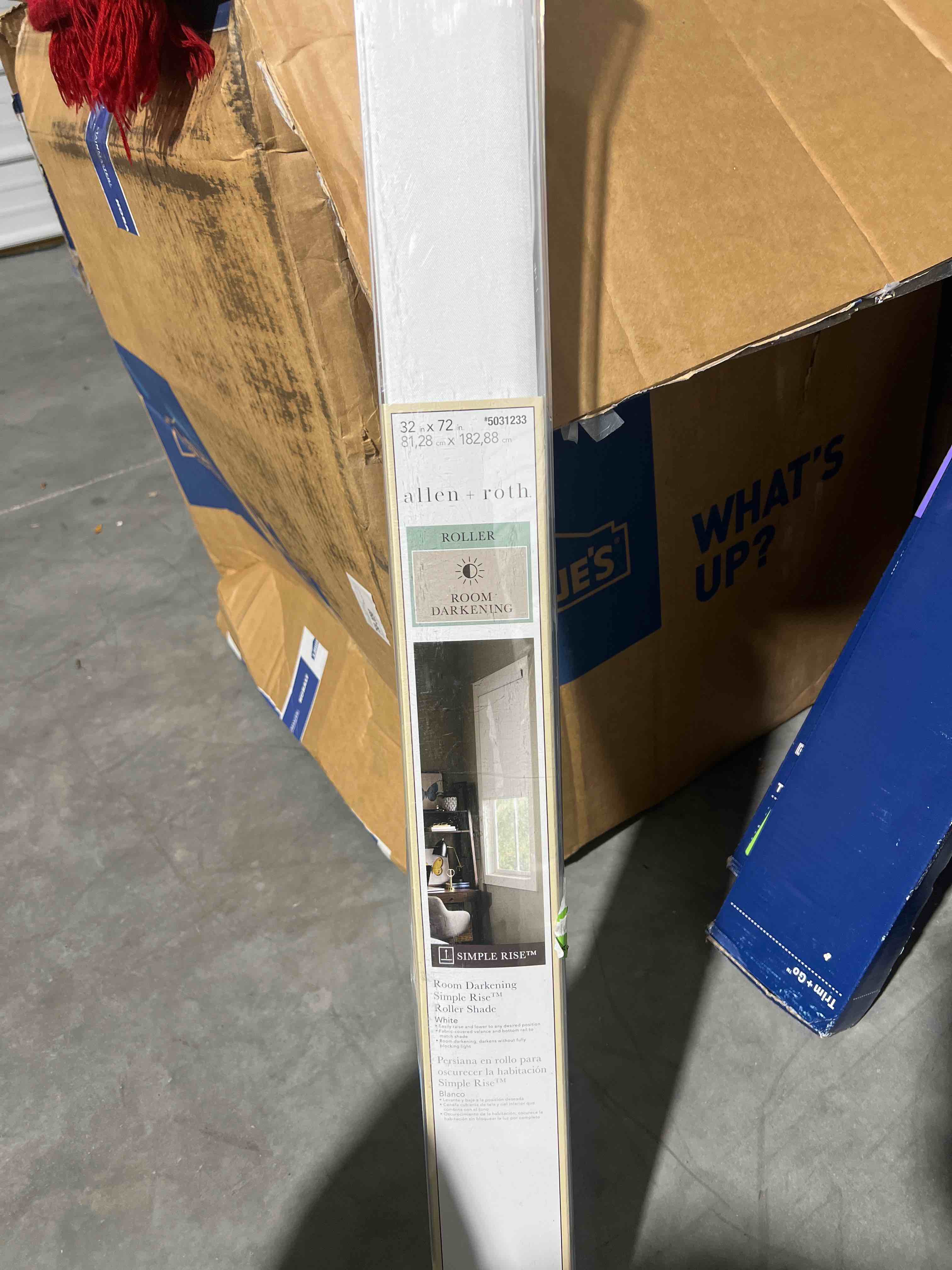https://s3.amazonaws.com/lotting-images-prod/bidfta/BLU4988286_1695677058253.jpeg