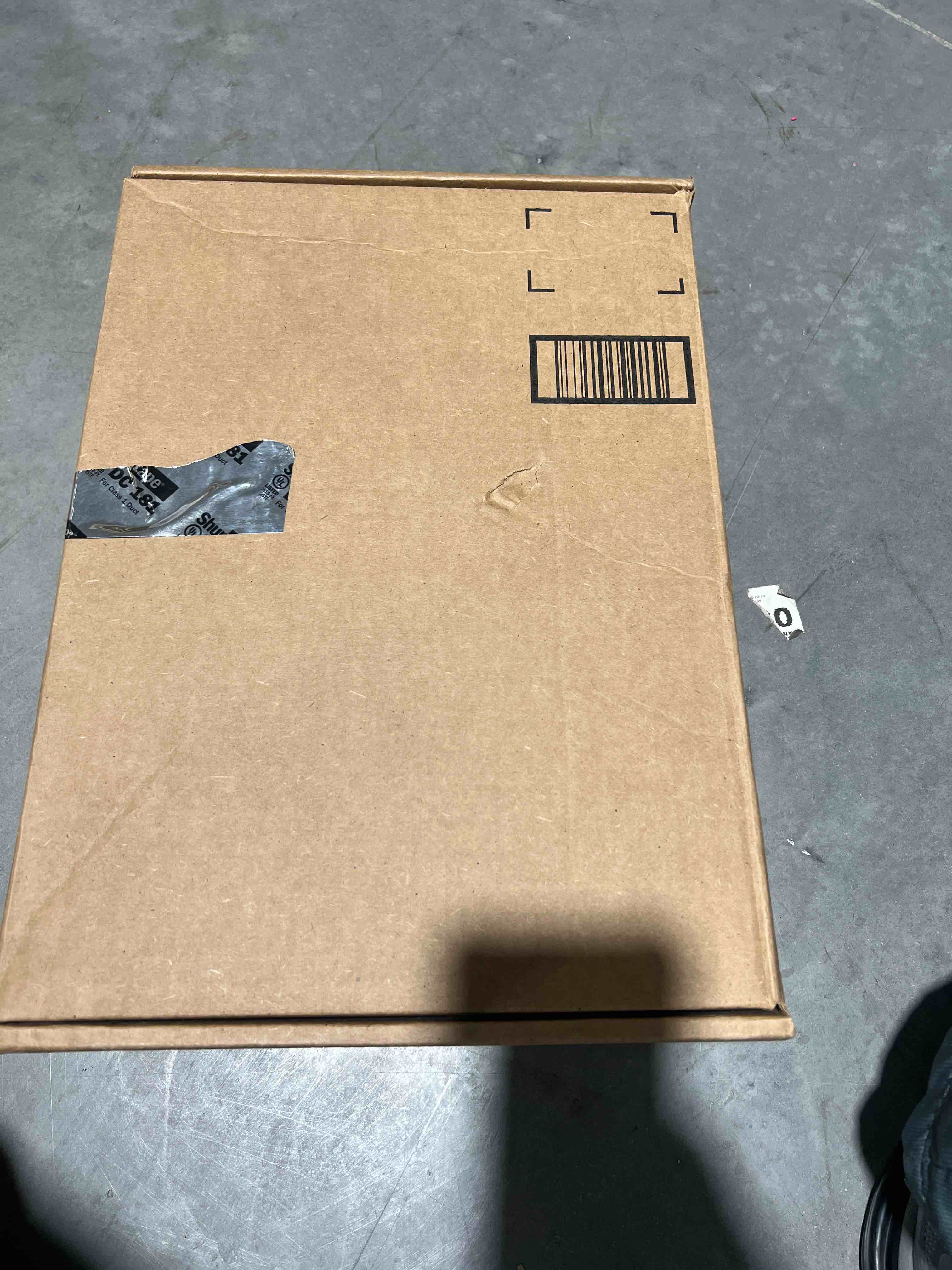 https://s3.amazonaws.com/lotting-images-prod/bidfta/BLU4988291_1695678195286.jpeg