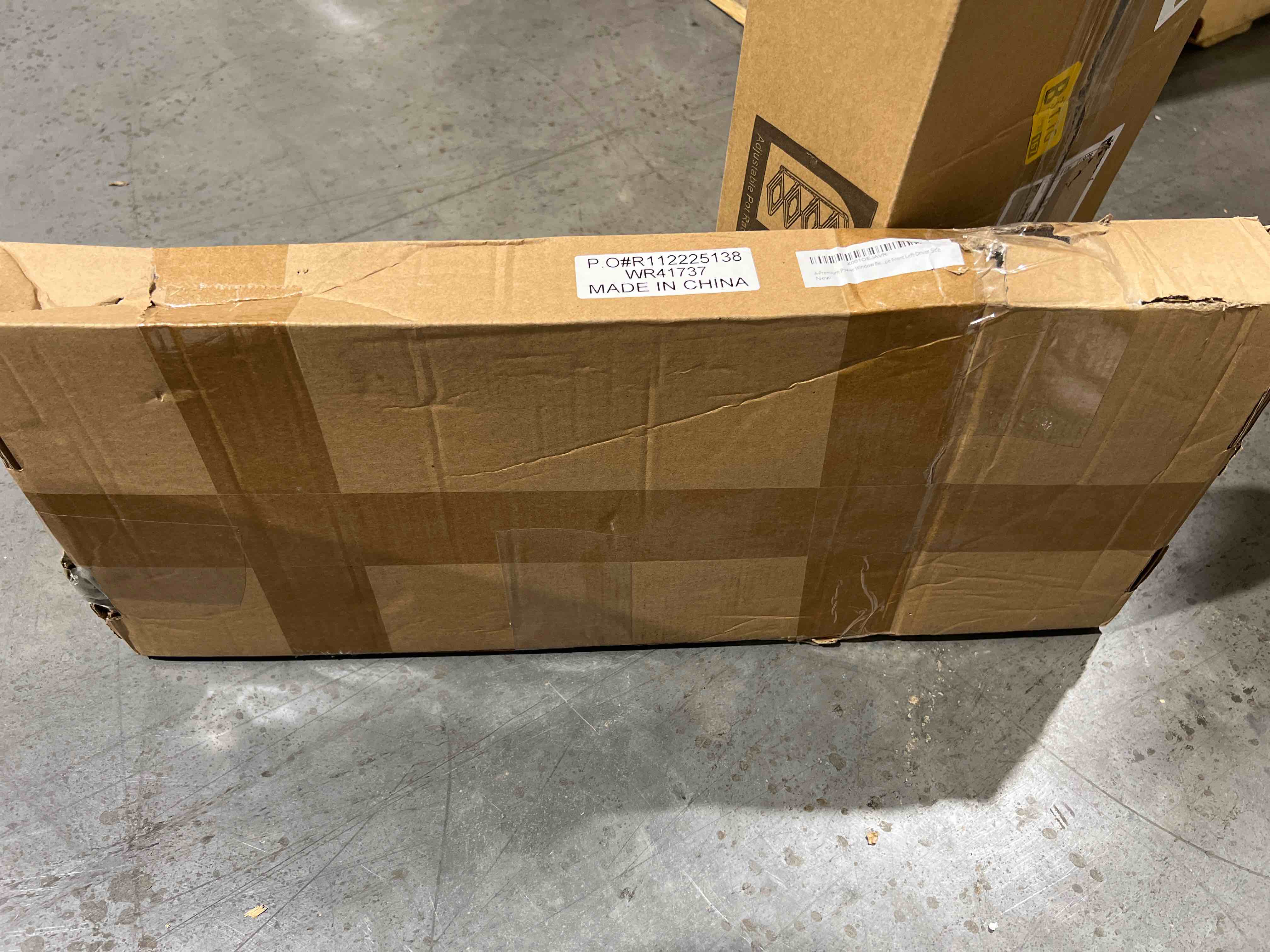 https://s3.amazonaws.com/lotting-images-prod/bidfta/BLU4988503_1698121975271.jpeg