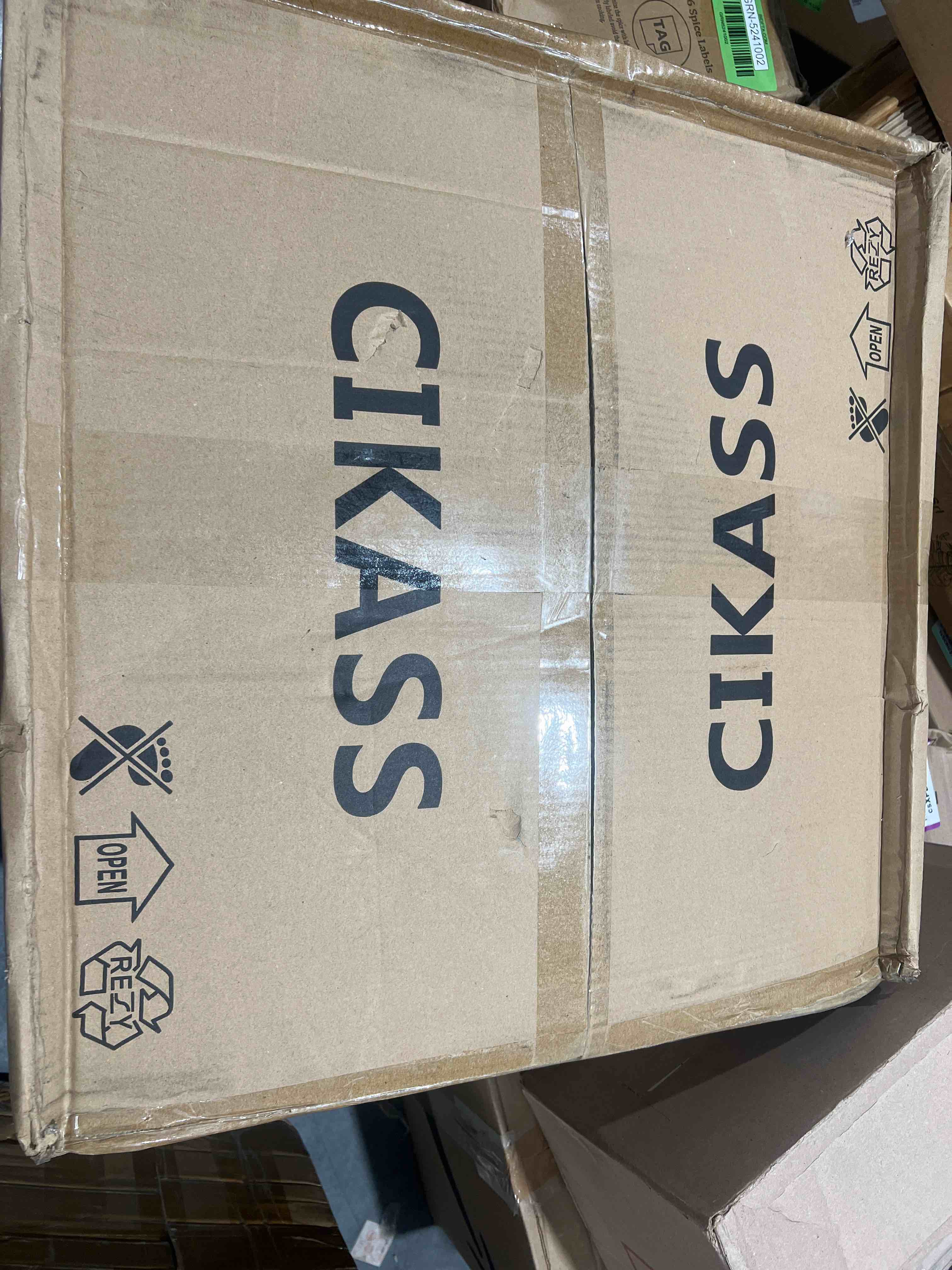 https://s3.amazonaws.com/lotting-images-prod/bidfta/BLU4988754_1698858617666.jpeg