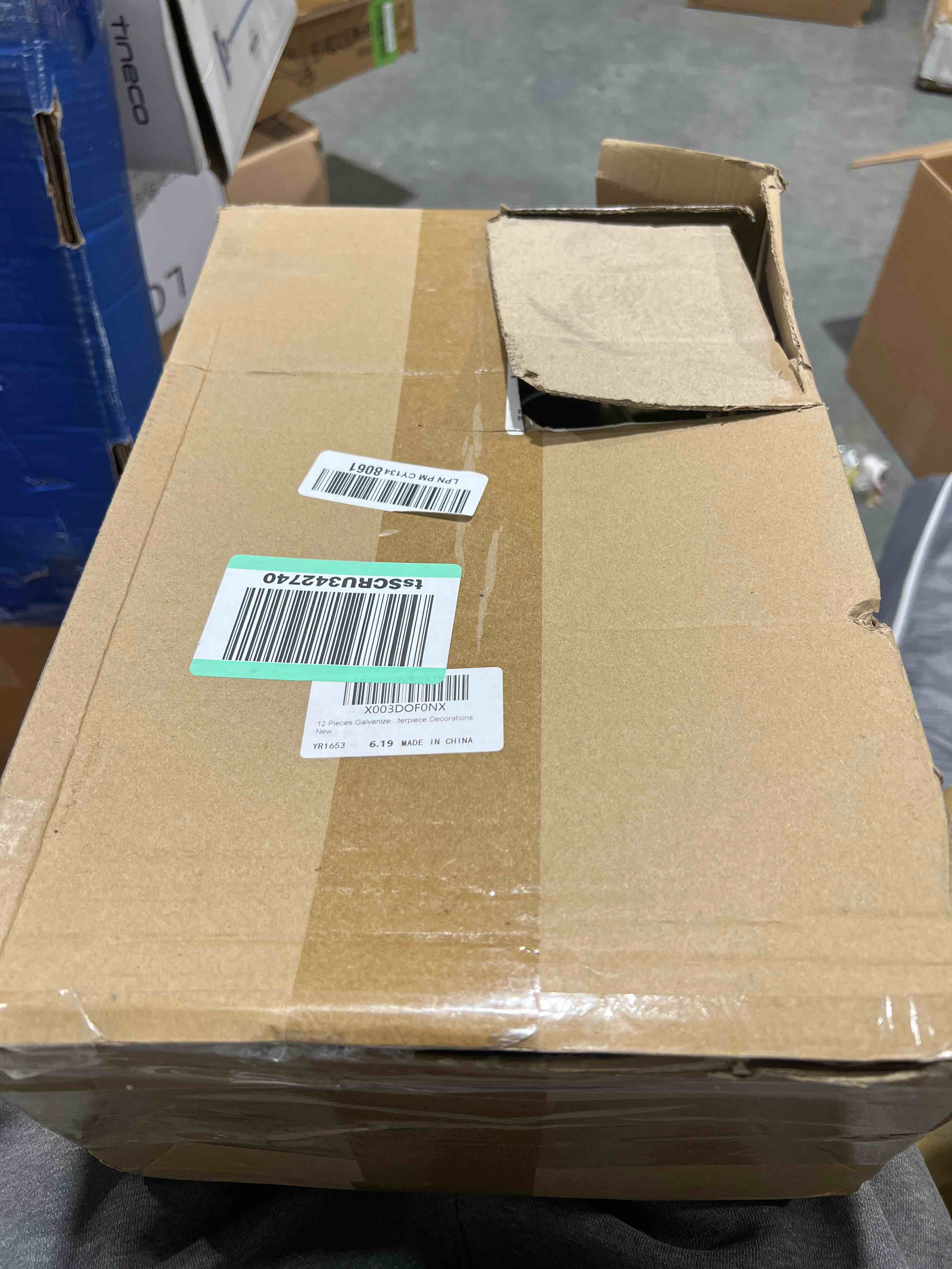 https://s3.amazonaws.com/lotting-images-prod/bidfta/BLU4988757_1698859584857.jpeg