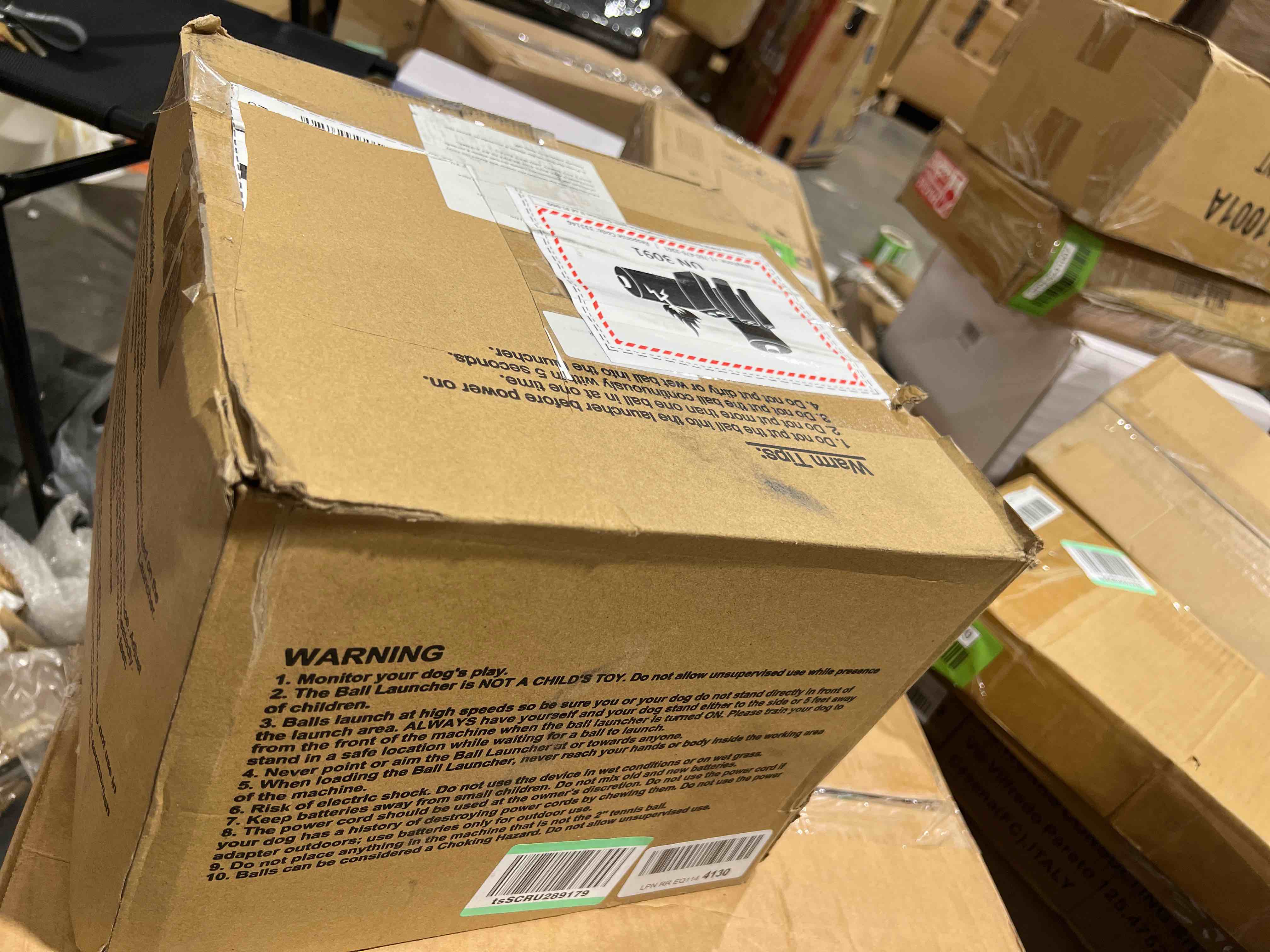 https://s3.amazonaws.com/lotting-images-prod/bidfta/BLU4988761_1698860608222.jpeg