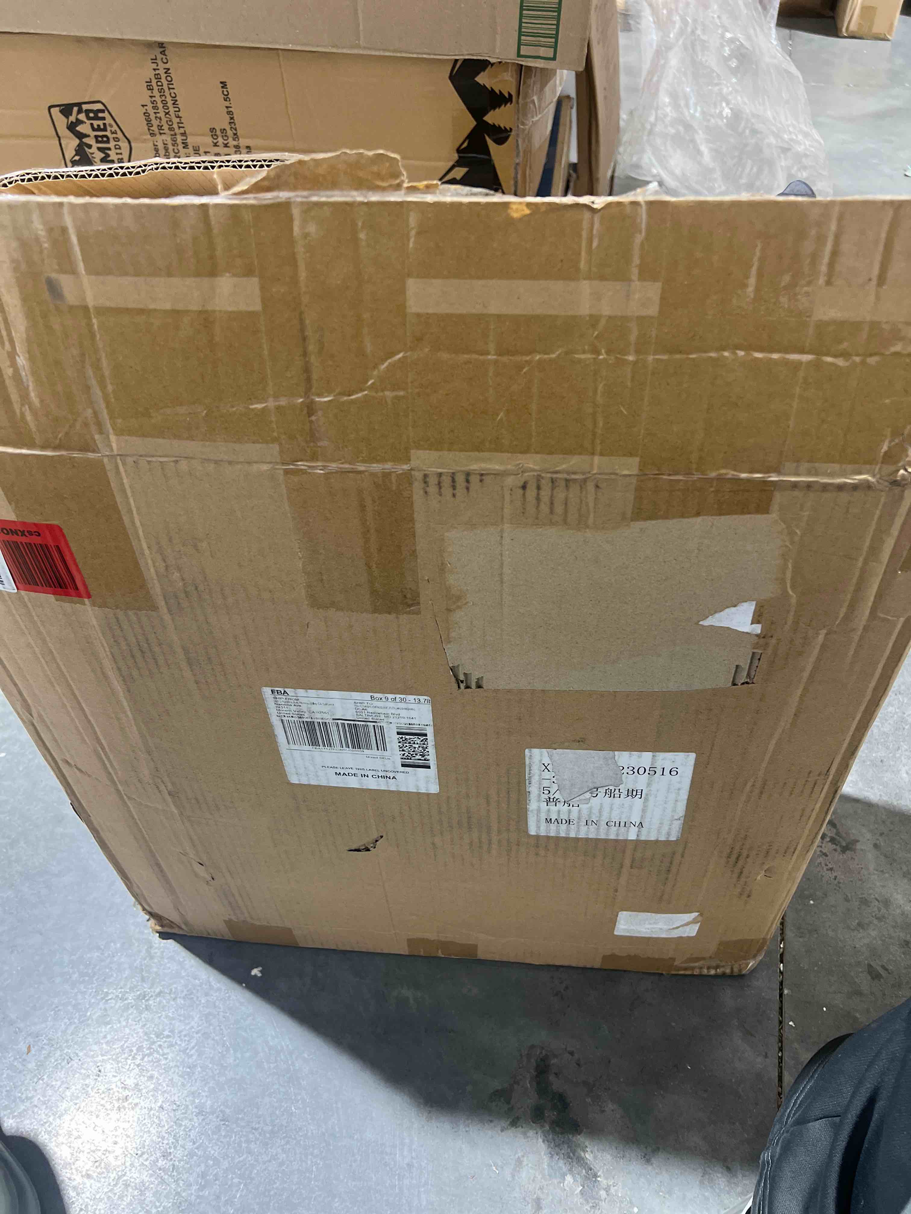 https://s3.amazonaws.com/lotting-images-prod/bidfta/BLU4988929_1699237669472.jpeg