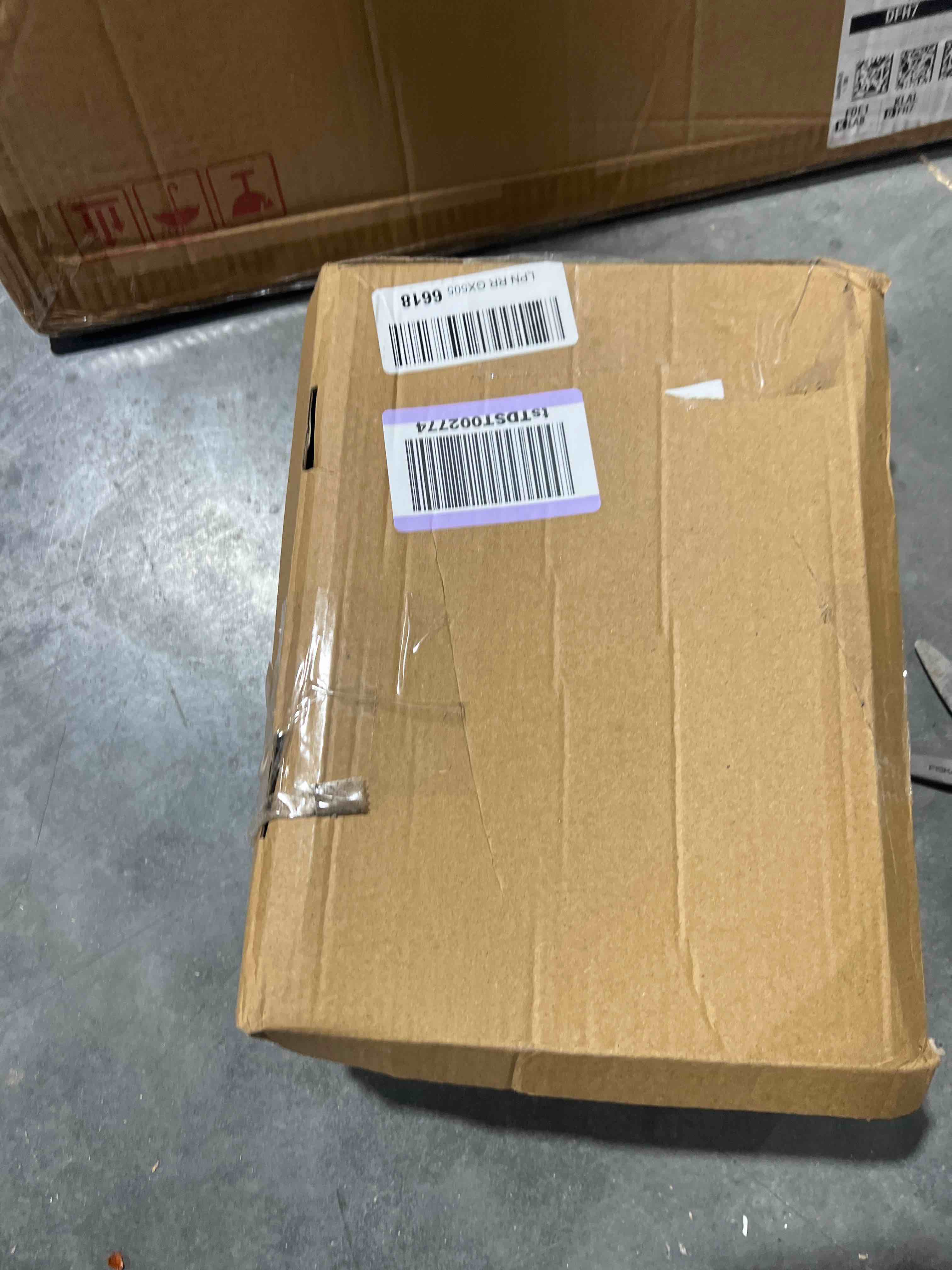 https://s3.amazonaws.com/lotting-images-prod/bidfta/BLU4989005_1699416259997.jpeg