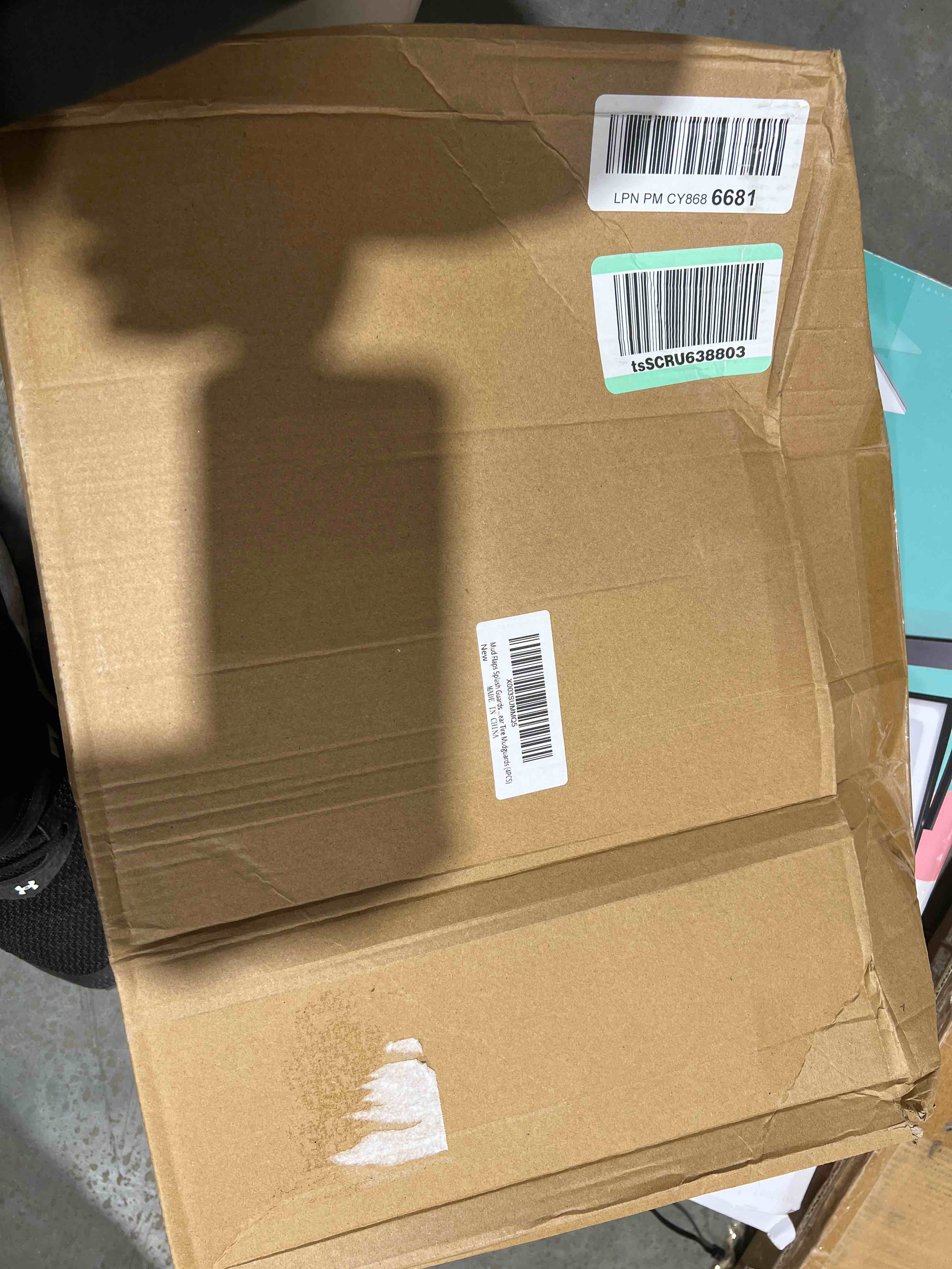 https://s3.amazonaws.com/lotting-images-prod/bidfta/BLU4989026_1699546864288.jpeg